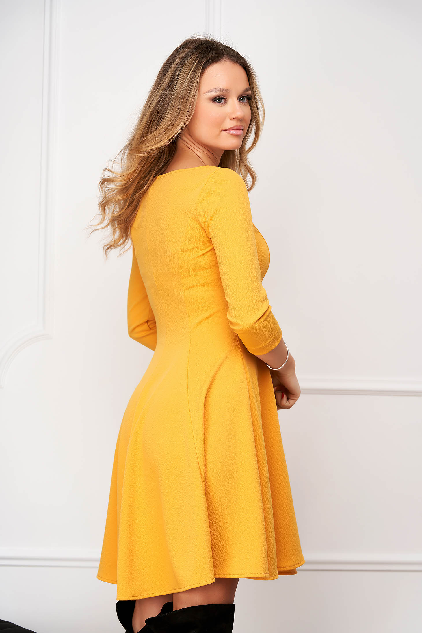 Mustard dress crepe short cut cloche with rounded cleavage - StarShinerS 2 - StarShinerS.com