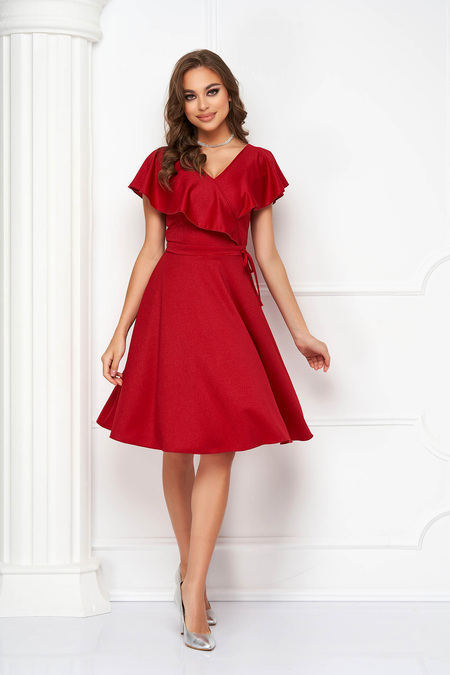Red crepe dress up to the knee in cloche with glitter applications - StarShinerS 4 - StarShinerS.com