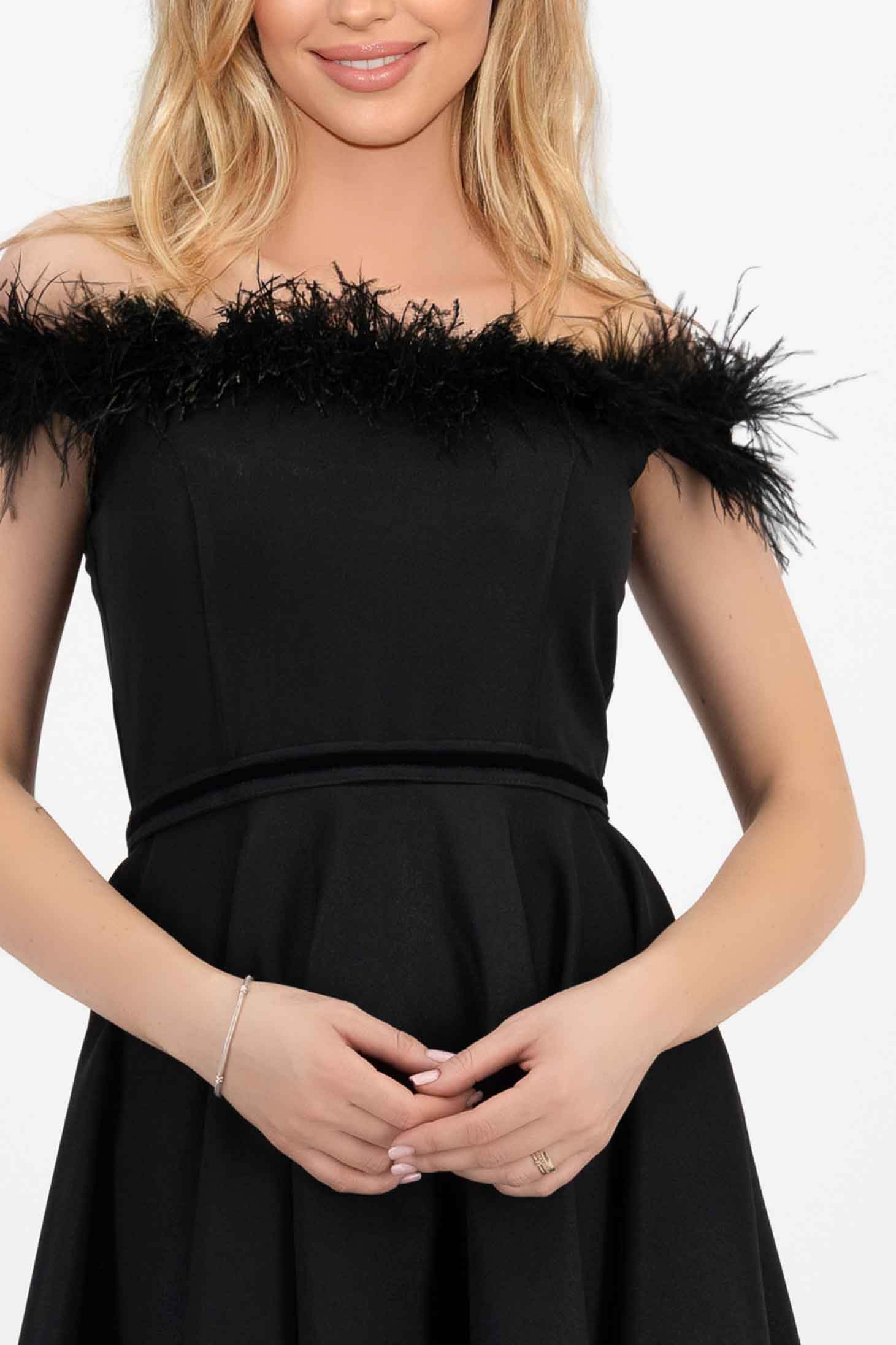 Asymmetric black slightly elastic fabric dress in cloche with bare shoulders and feathers - StarShinerS 4 - StarShinerS.com
