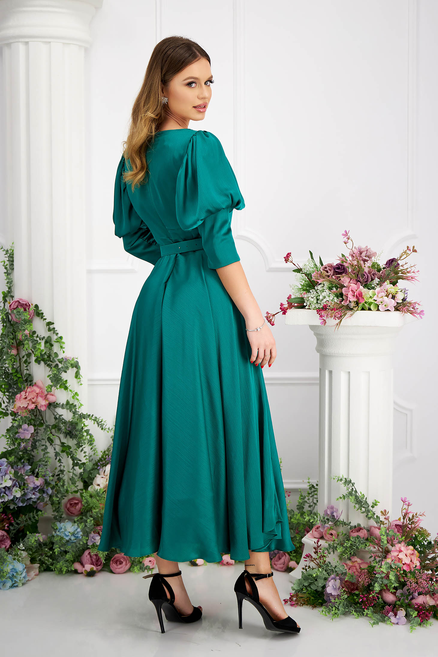 Midi green satin veil dress in a-line with puffy sleeves and strass stones on the front 4 - StarShinerS.com