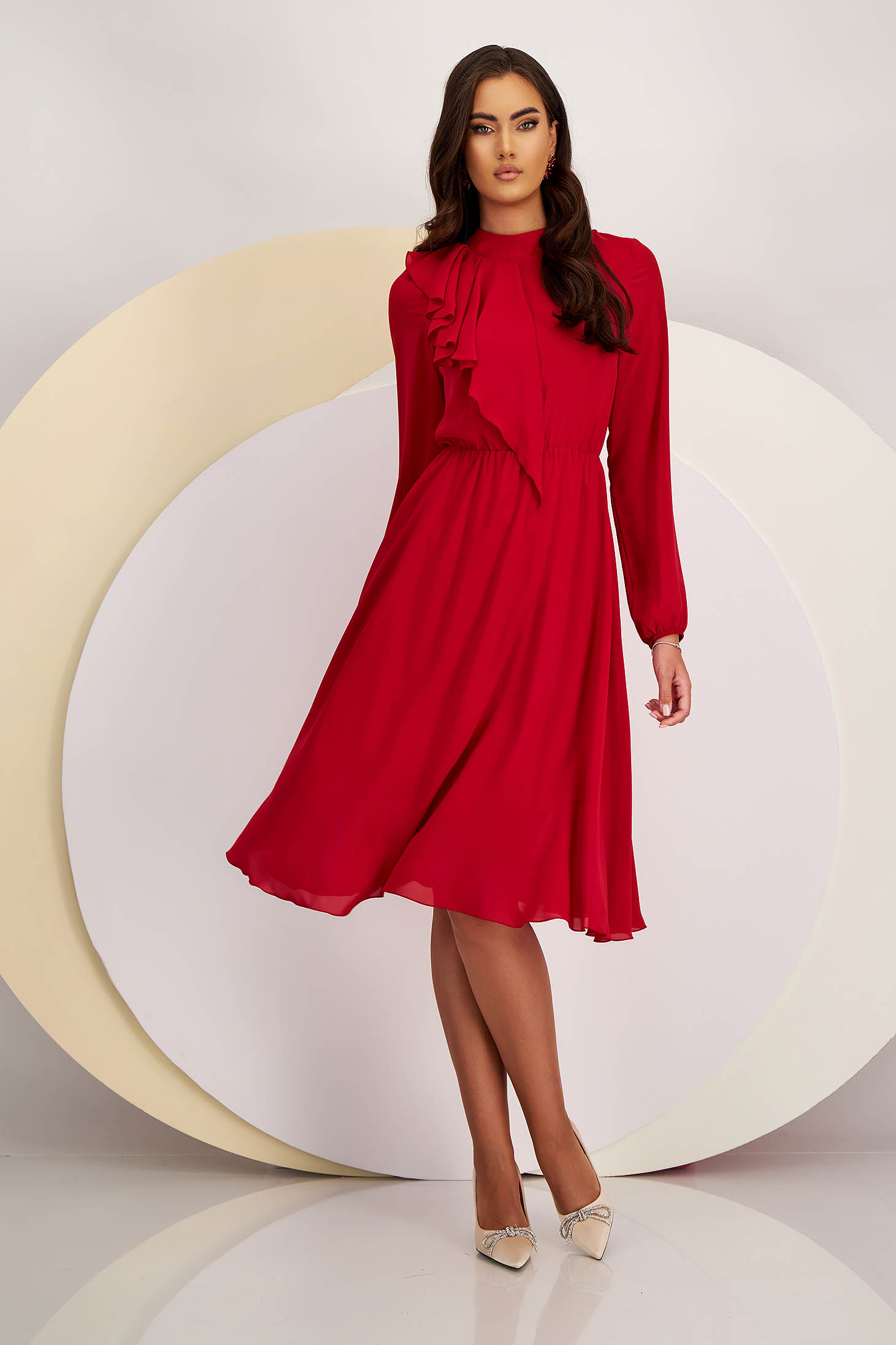 Piros muszlin midi ruha, harang alakú gumirozott derékrésszel 5 - StarShinerS.hu