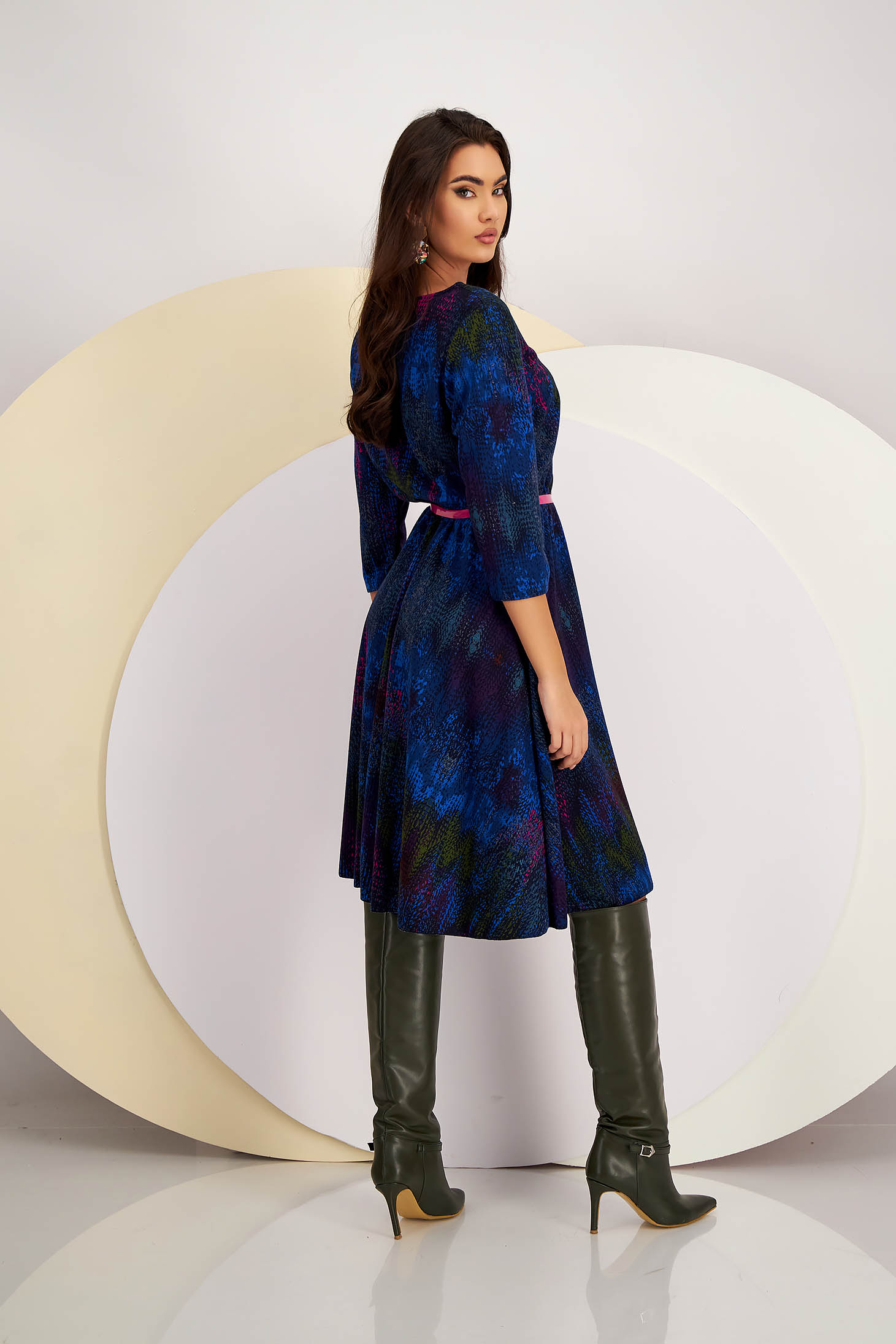 Rochie din tricot subtire midi in clos cu elastic in talie si accesoriu tip curea - Lady Pandora 4 - StarShinerS.ro