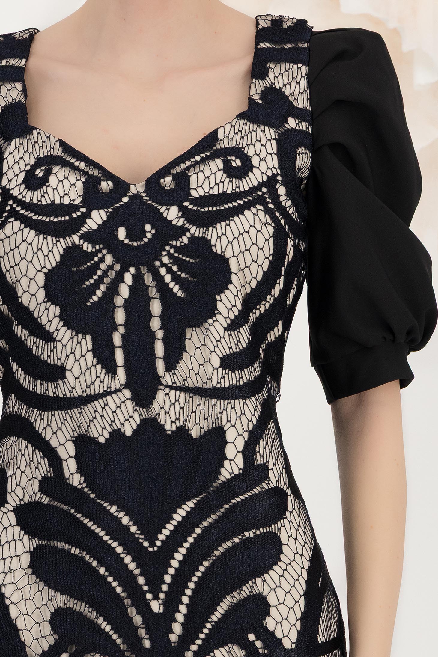 Rochie din stofa elastica cu suprapunere de dantela neagra tip creion cu maneci bufante - StarShinerS 6 - StarShinerS.ro