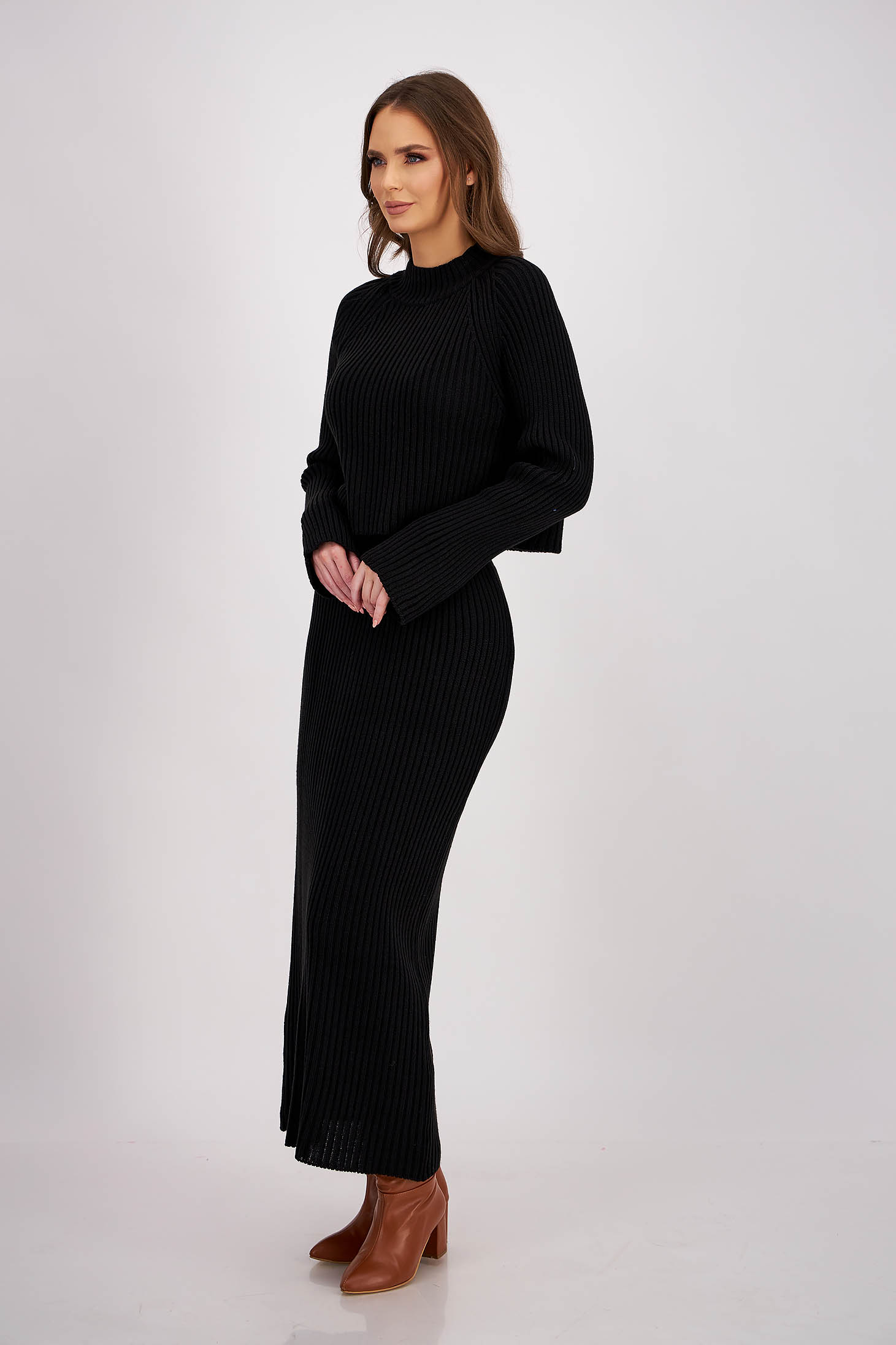 Fekete kötött női kosztüm 2 - StarShinerS.hu