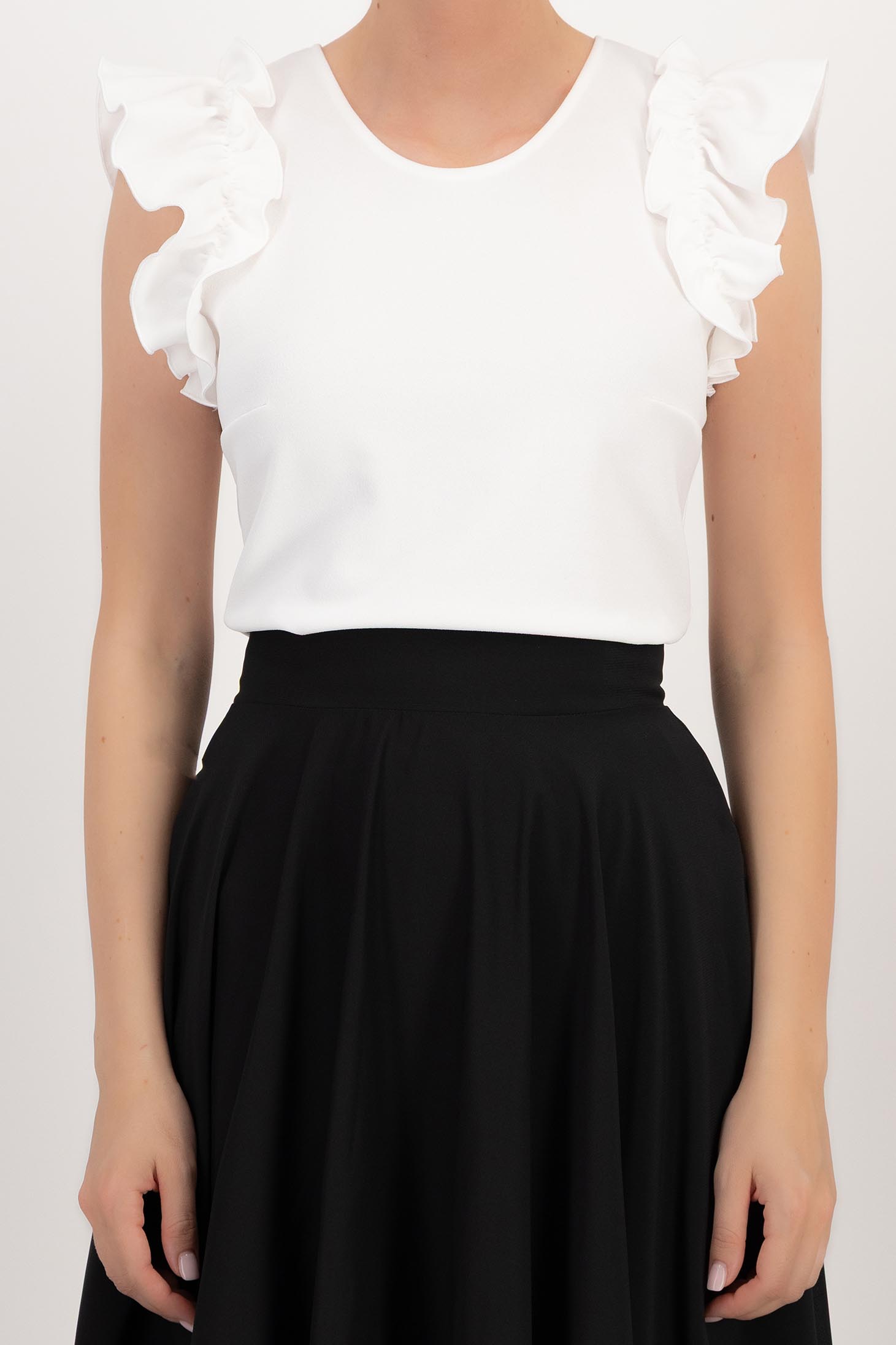 Bluza dama din crep alba cu croi drept si volanase la maneca - StarShinerS 4 - StarShinerS.ro