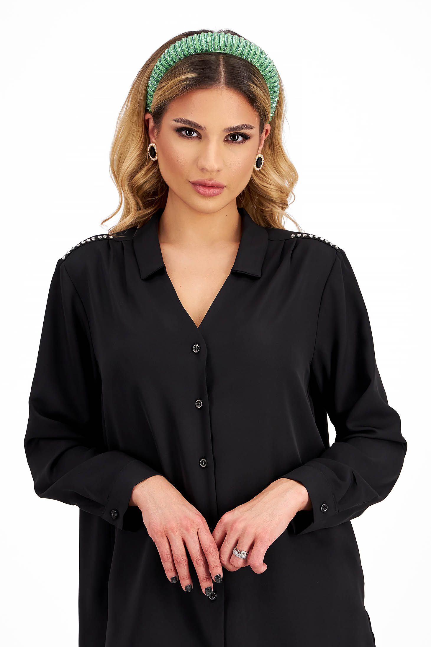 Női fekete ing bő szabású strassz köves díszítéssel 6 - StarShinerS.hu