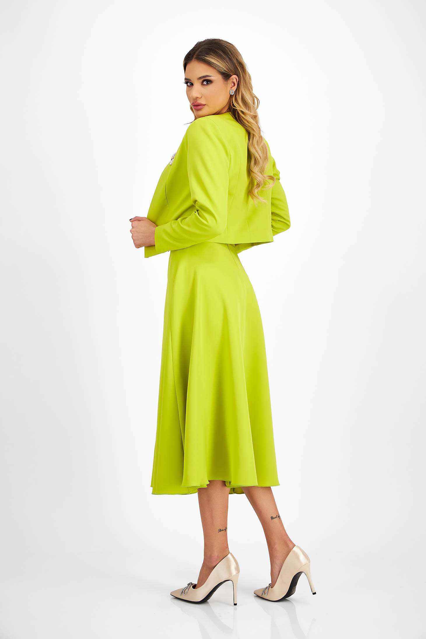 Fusta din stofa verde lime midi in clos - StarShinerS 7 - StarShinerS.ro