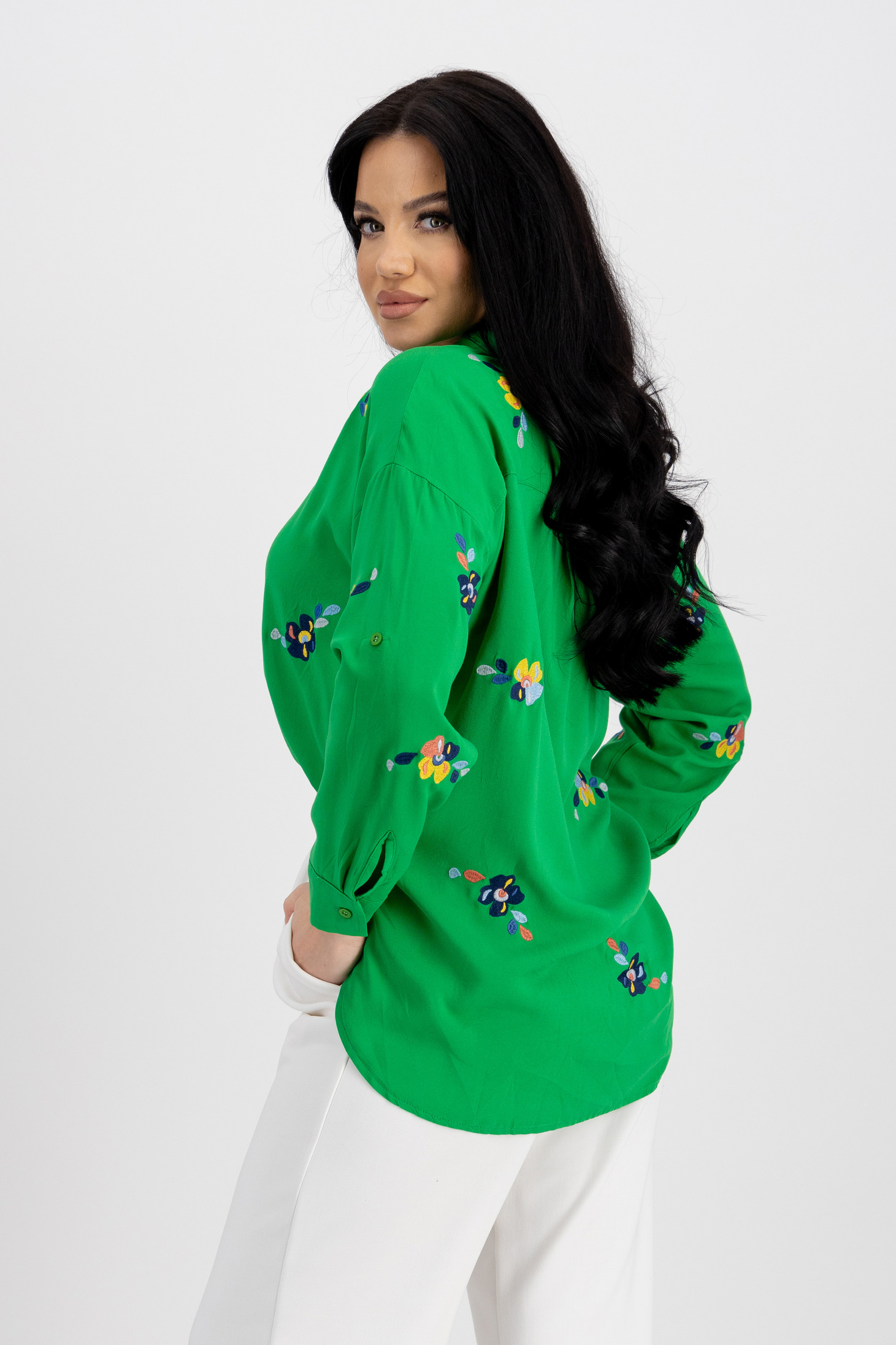Női ing zöld pamutból készült aszimetrikus bő szabású hímzett részek 2 - StarShinerS.hu