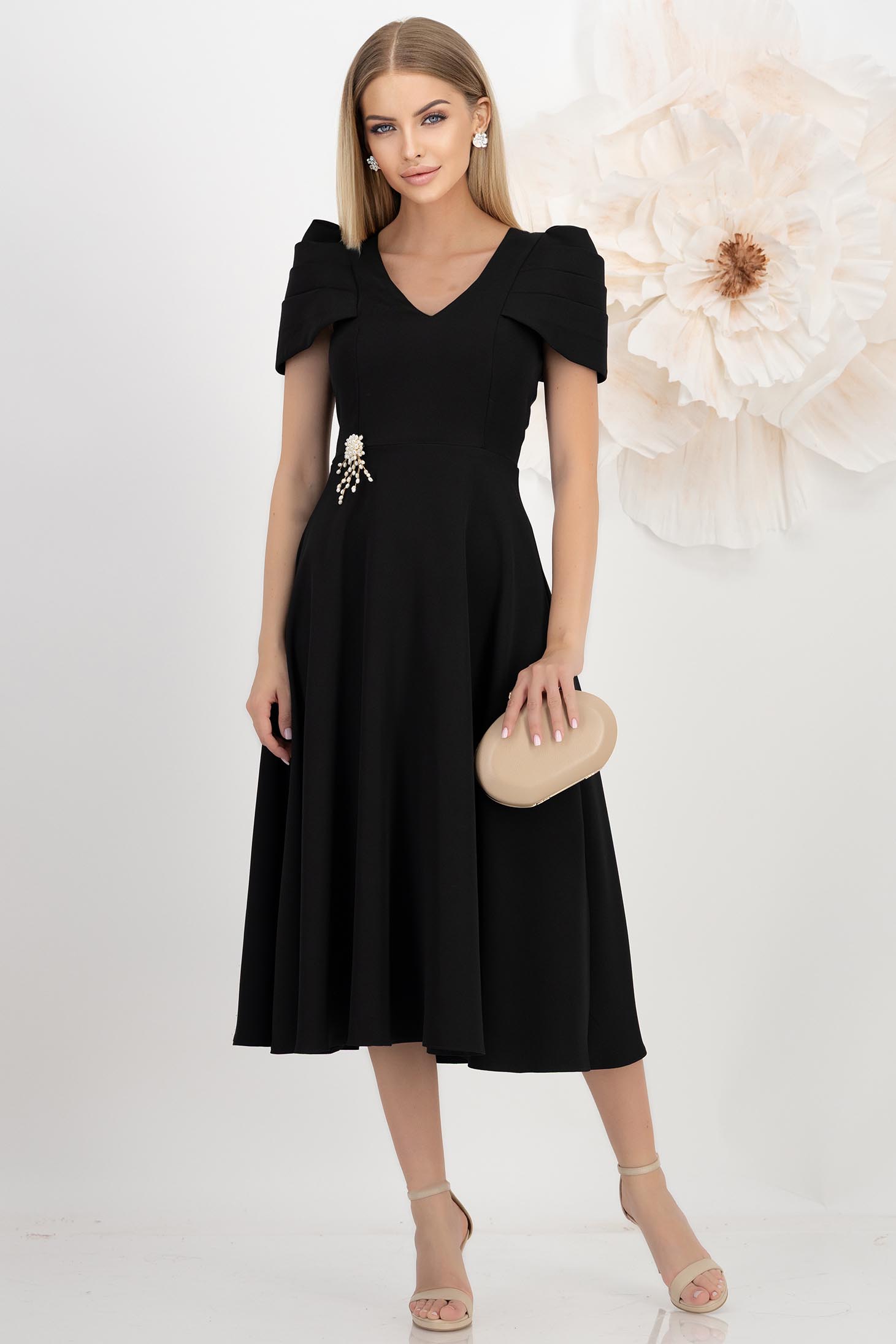 Rochie din stofa elastica neagra midi in clos accesorizata cu brosa - StarShinerS 3 - StarShinerS.ro