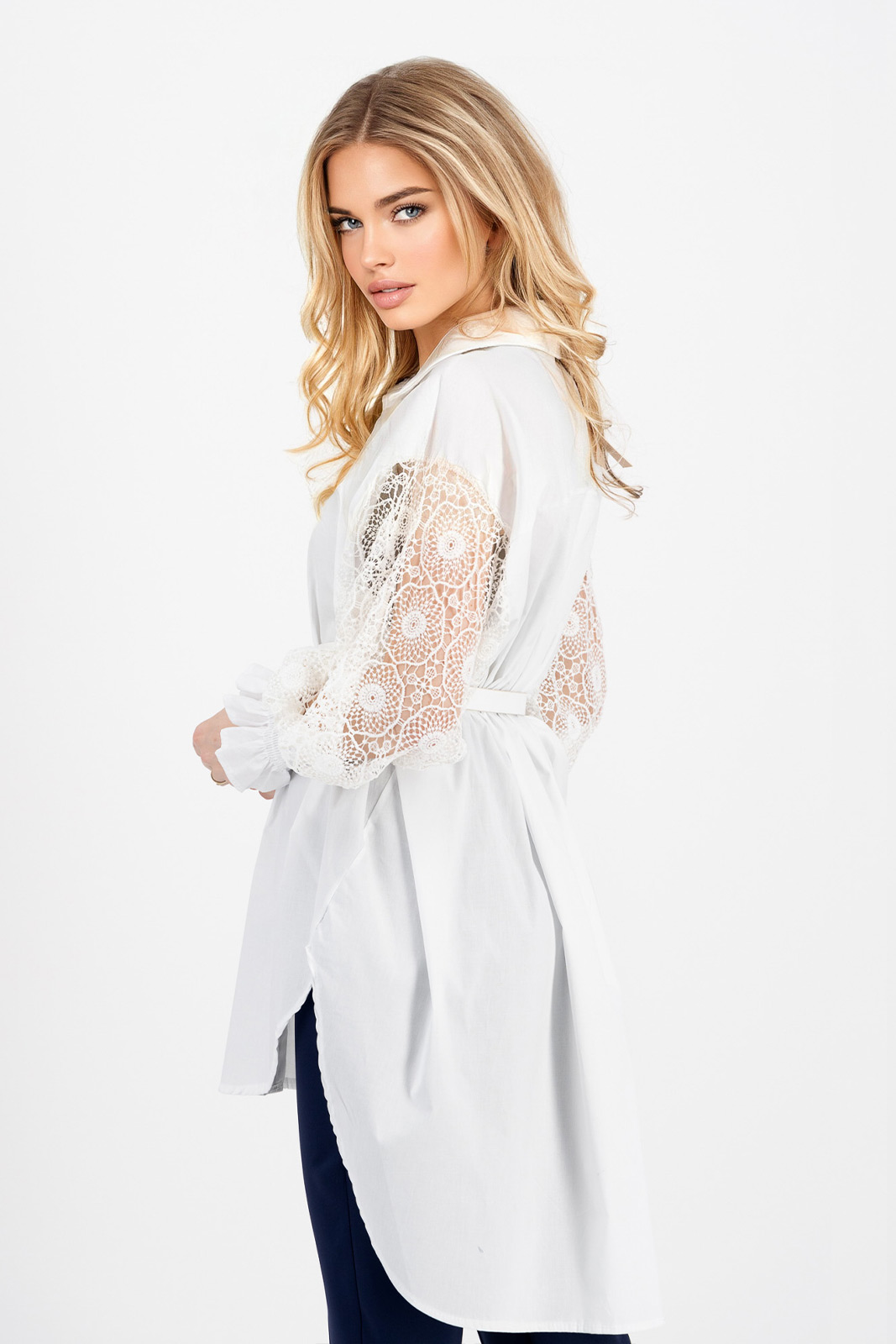 Női ing fehér puplin aszimetrikus bő szabású hímzett részek flitteres díszítéssel 2 - StarShinerS.hu