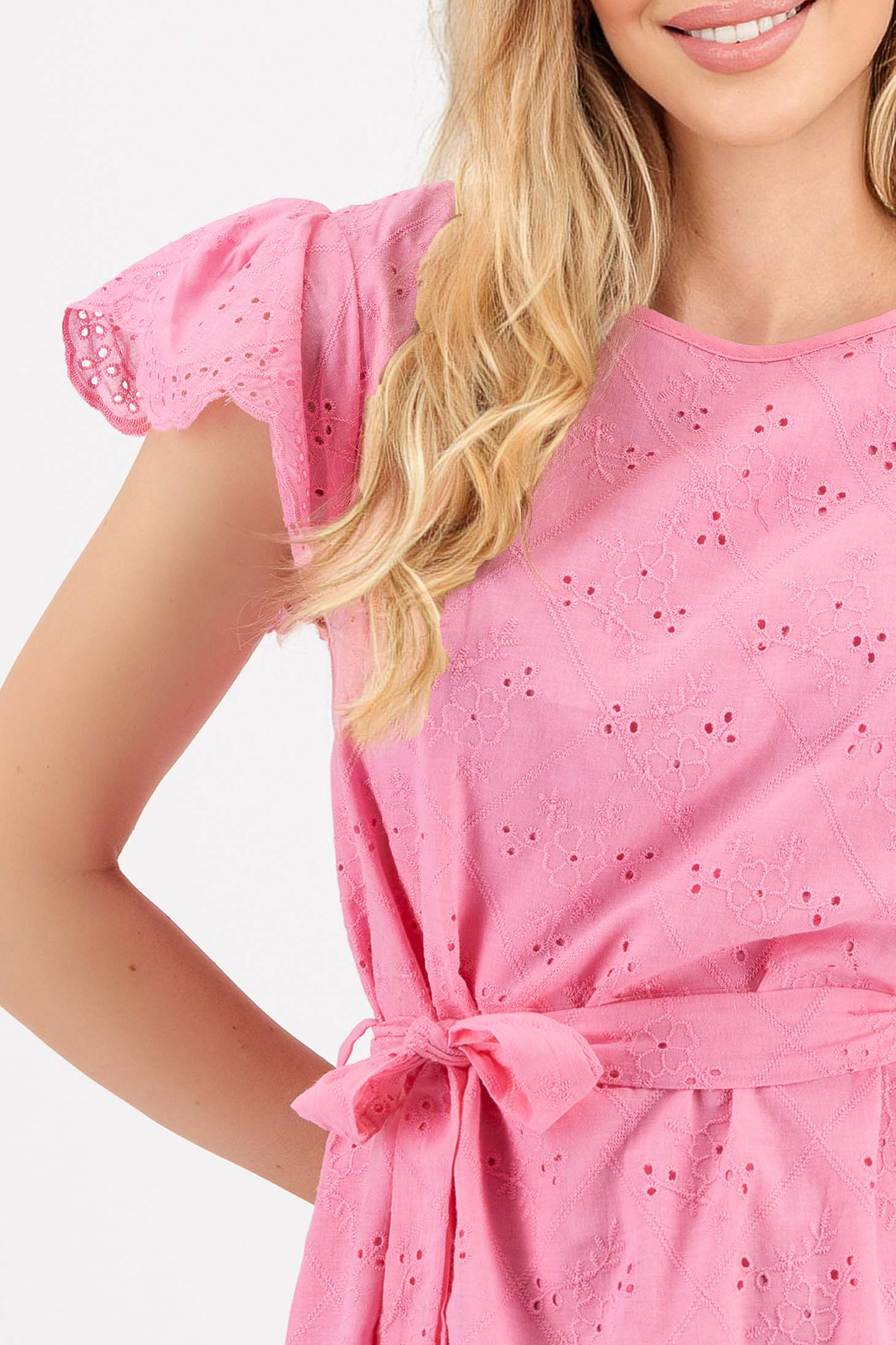 Világos rózsaszínű horgolt csipke rövid bő szabású ruha 4 - StarShinerS.hu