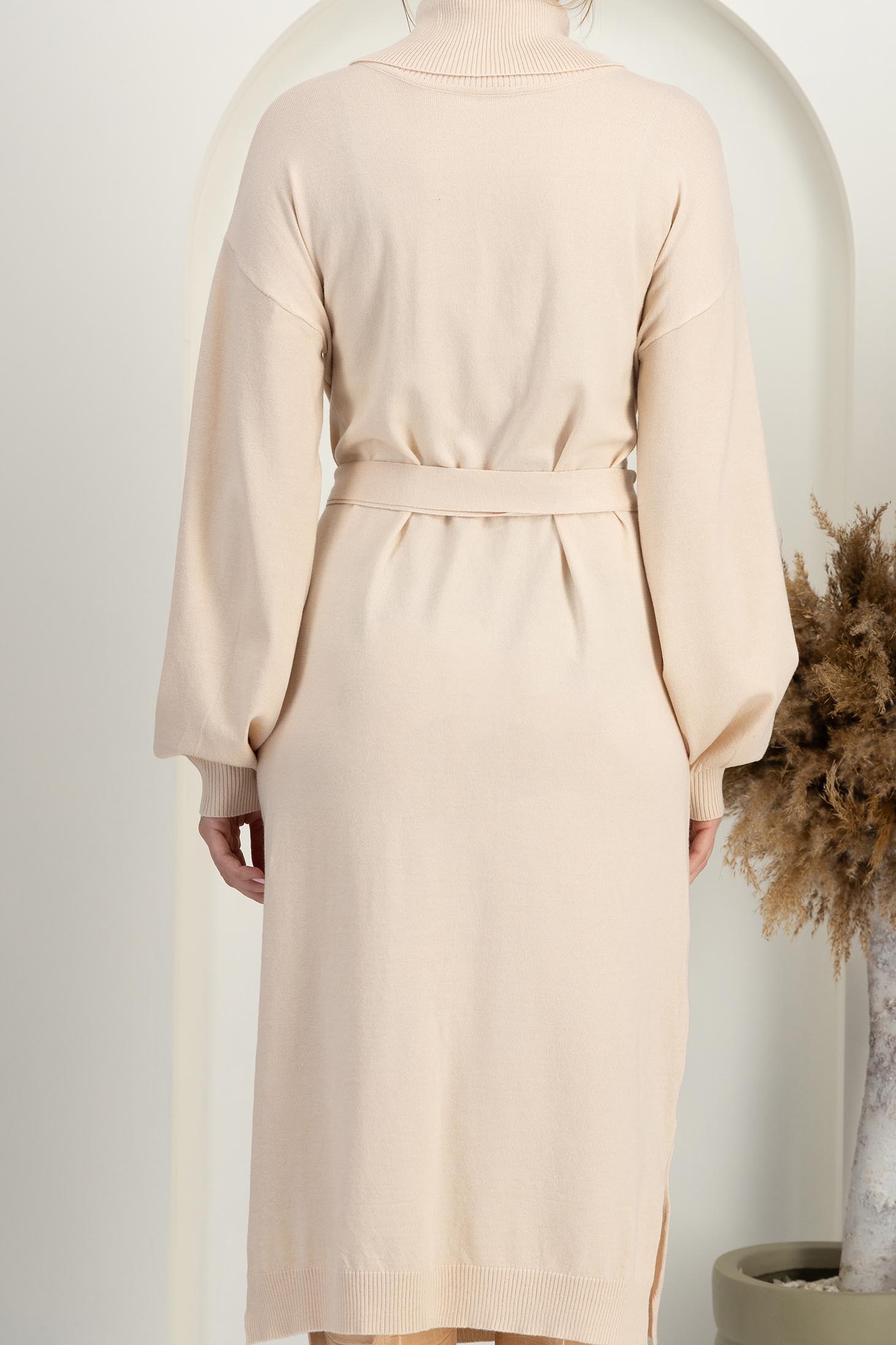 Bézs ruha midi kötött egyenes 5 - StarShinerS.hu