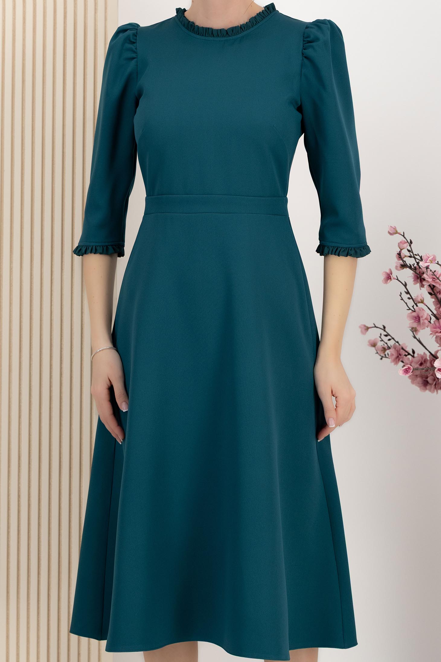 Rochie din stofa elastica verde petrol midi in clos cu umeri bufanti - StarShinerS 4 - StarShinerS.ro