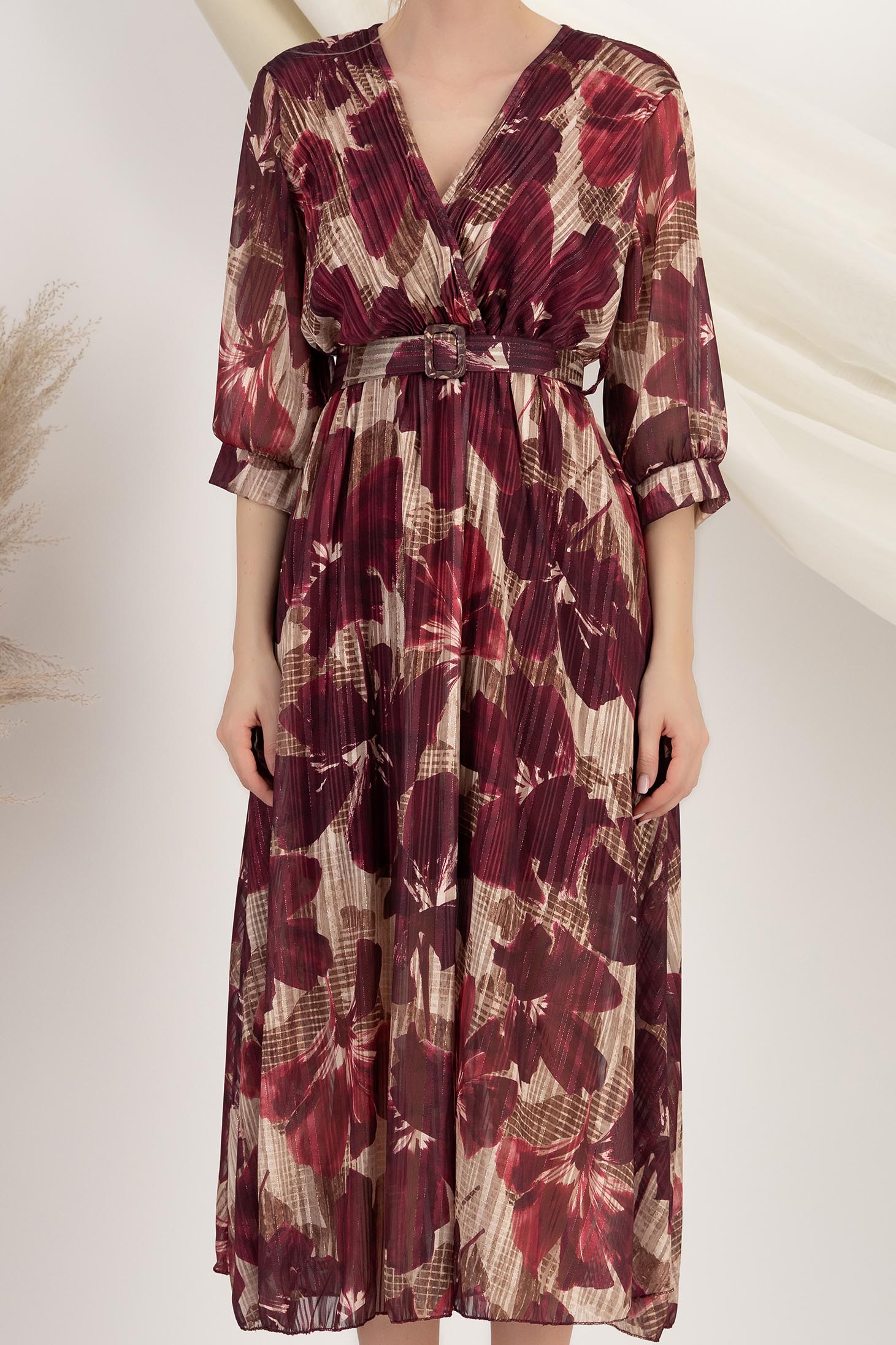 Rochie plisata din voal usor sidefat visinie midi in clos cu elastic in talie 4 - StarShinerS.ro