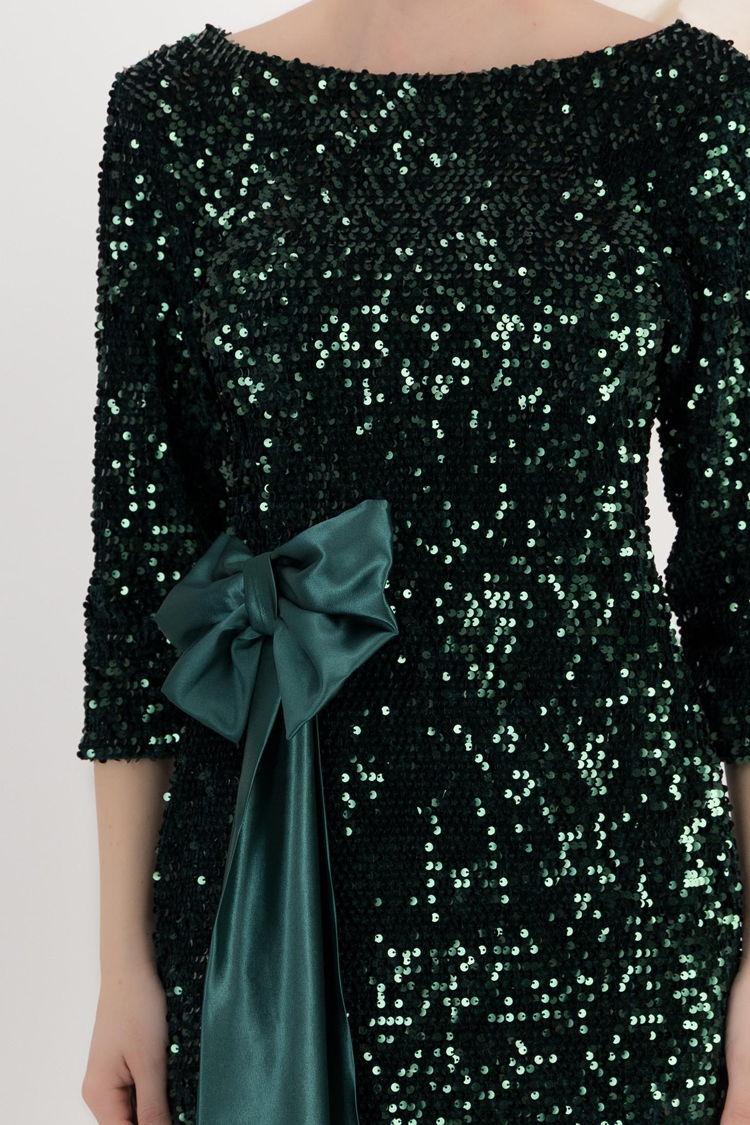 Rochie din catifea cu paiete verde-inchis scurta tip creion cu funda maxi - StarShinerS 6 - StarShinerS.ro