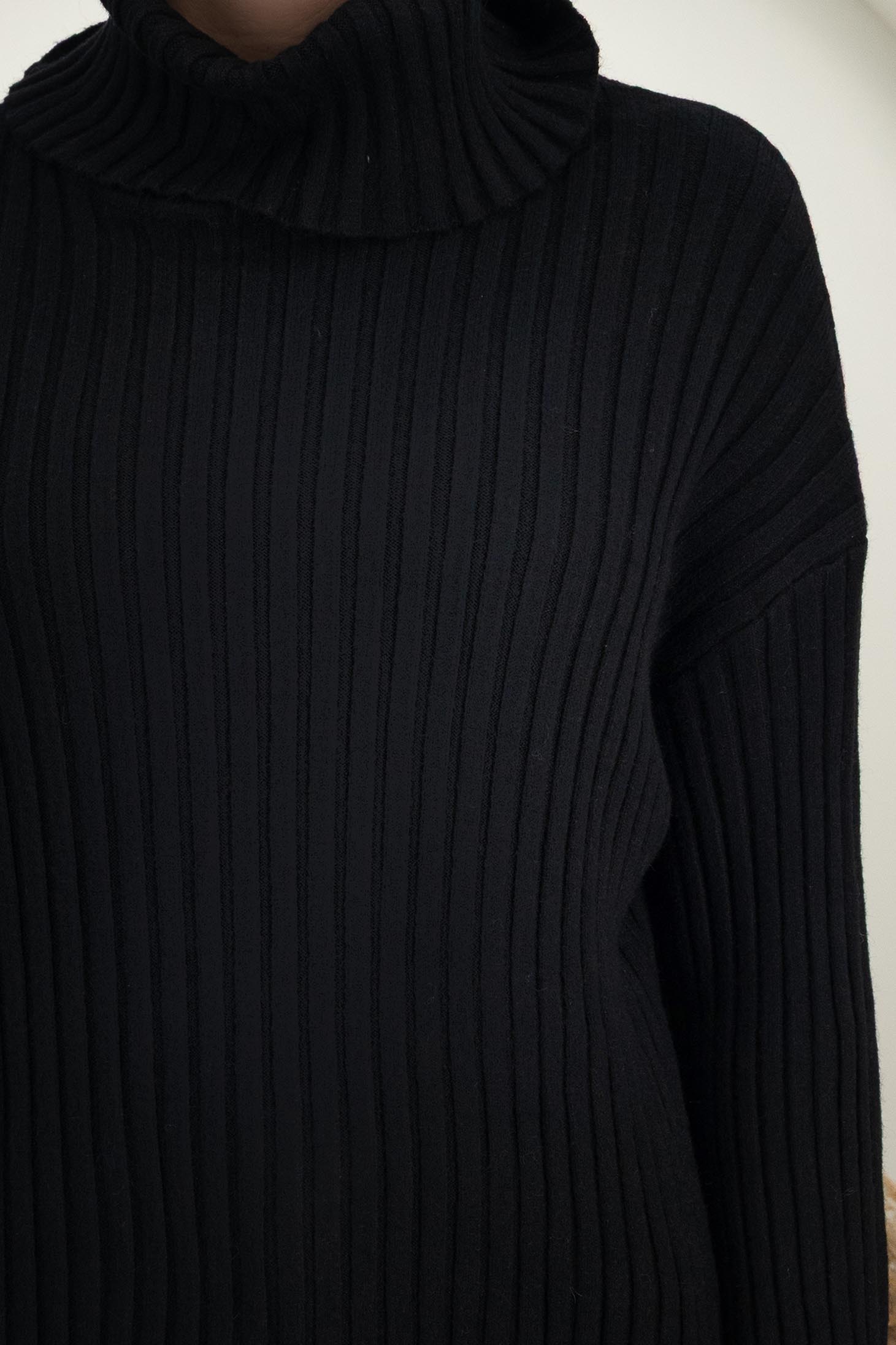 černá svetr pletení široké 6 - StarShinerS.cz