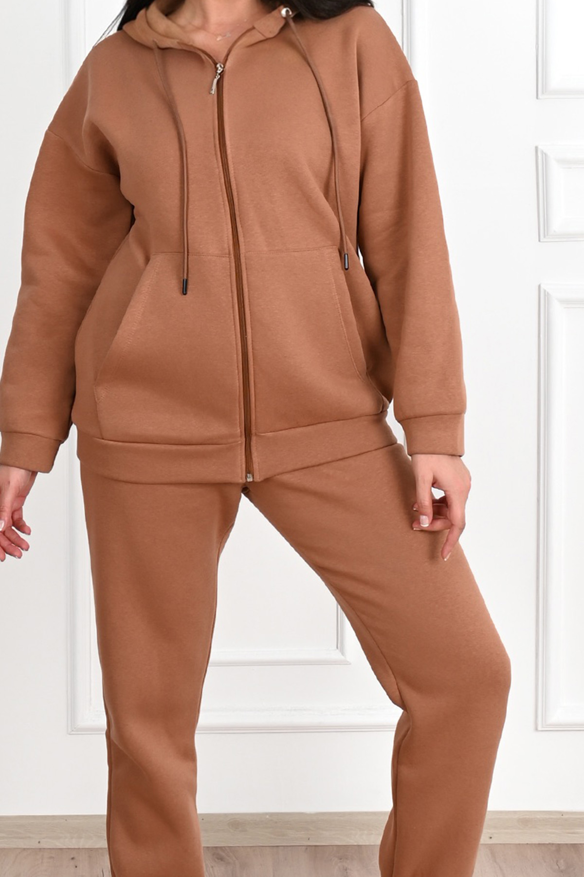 Trening din bumbac vatuit maro cu croi larg si elastic in talie 4 - StarShinerS.ro