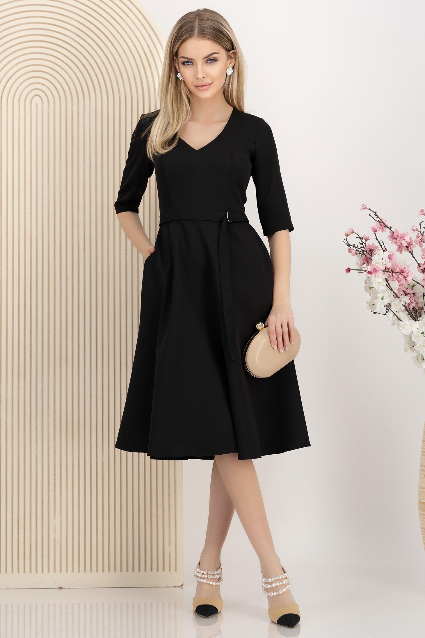 Rochie din stofa elastica neagra midi in clos cu accesoriu tip curea - StarShinerS 3 - StarShinerS.ro