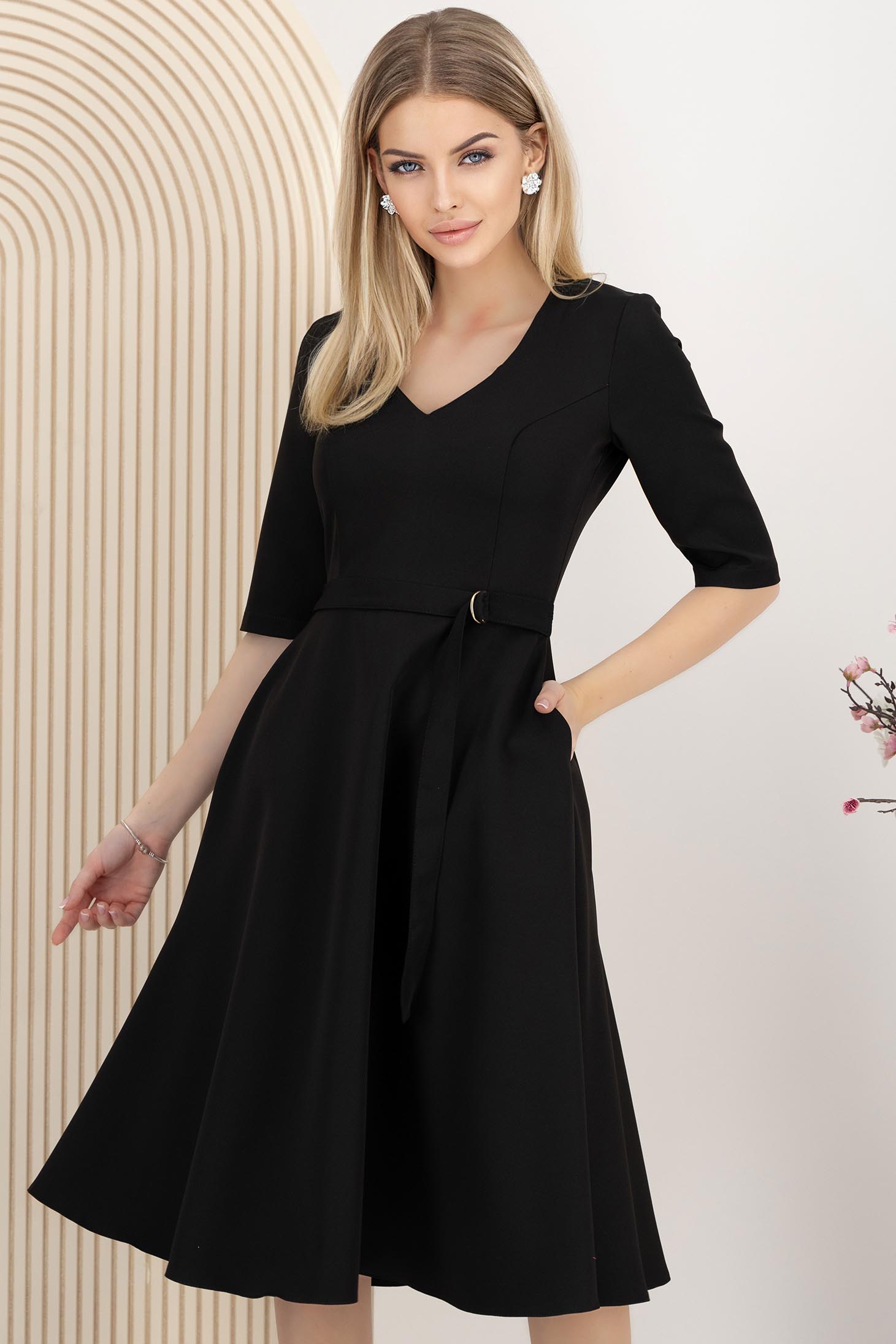 StarShinerS.ro Rochie din stofa elastica neagra midi in clos cu accesoriu tip curea - StarShinerS