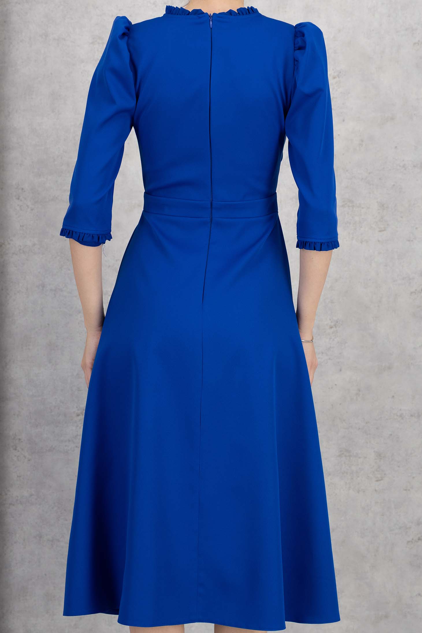 Rochie din stofa elastica albastra midi in clos cu umeri bufanti - StarShinerS 6 - StarShinerS.ro