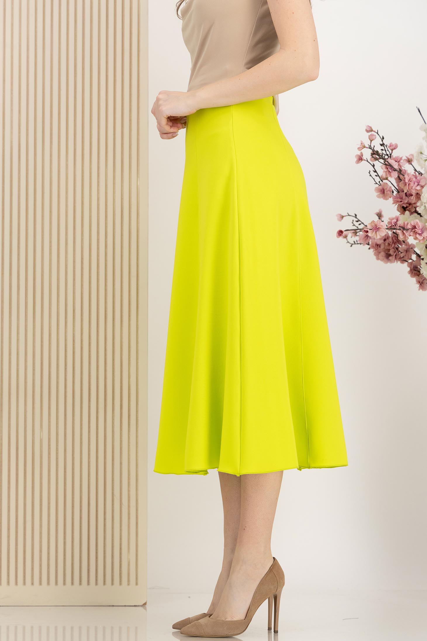 Fusta din stofa premium elastica verde lime midi in clos cu talie inalta - StarShinerS 3 - StarShinerS.ro