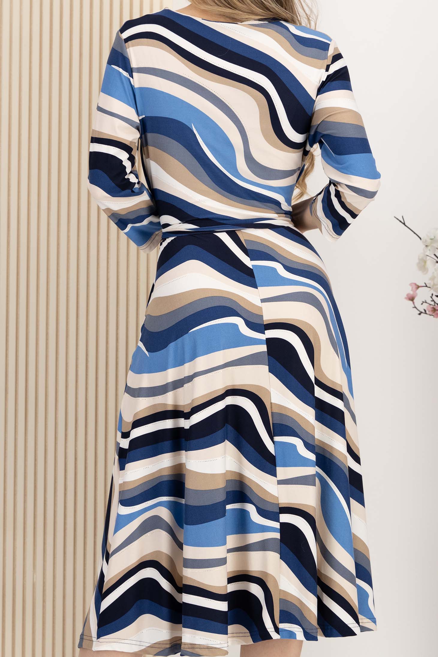 Rochie din lycra albastra midi in clos cu decolteu in v - StarShinerS 4 - StarShinerS.ro