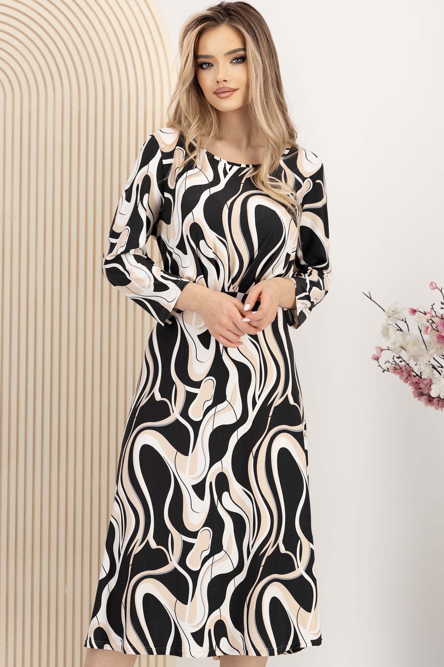 Rochie din lycra neagra midi in clos cu maneci trei-sferturi 2 - StarShinerS.ro