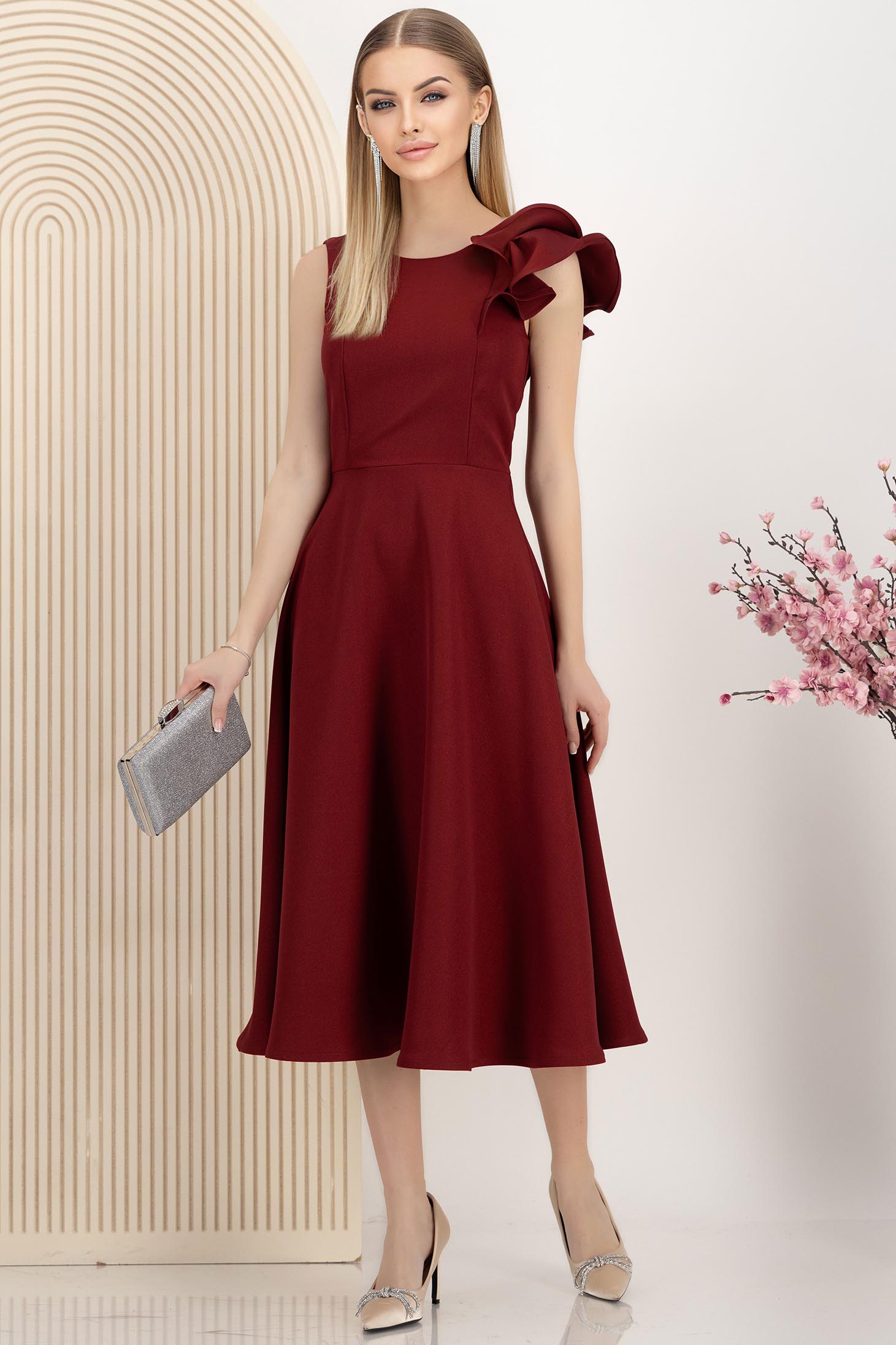 Rochie din stofa cu sclipici visinie midi in clos cu volanas pe umar - StarShinerS 3 - StarShinerS.ro