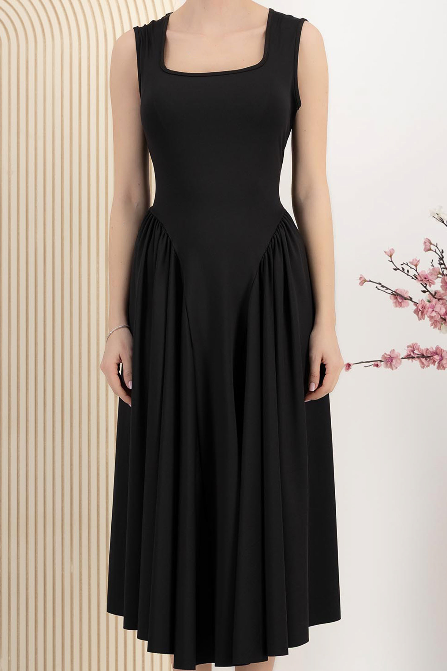 Crno haljina midi cloche 4 - StarShinerS.hr