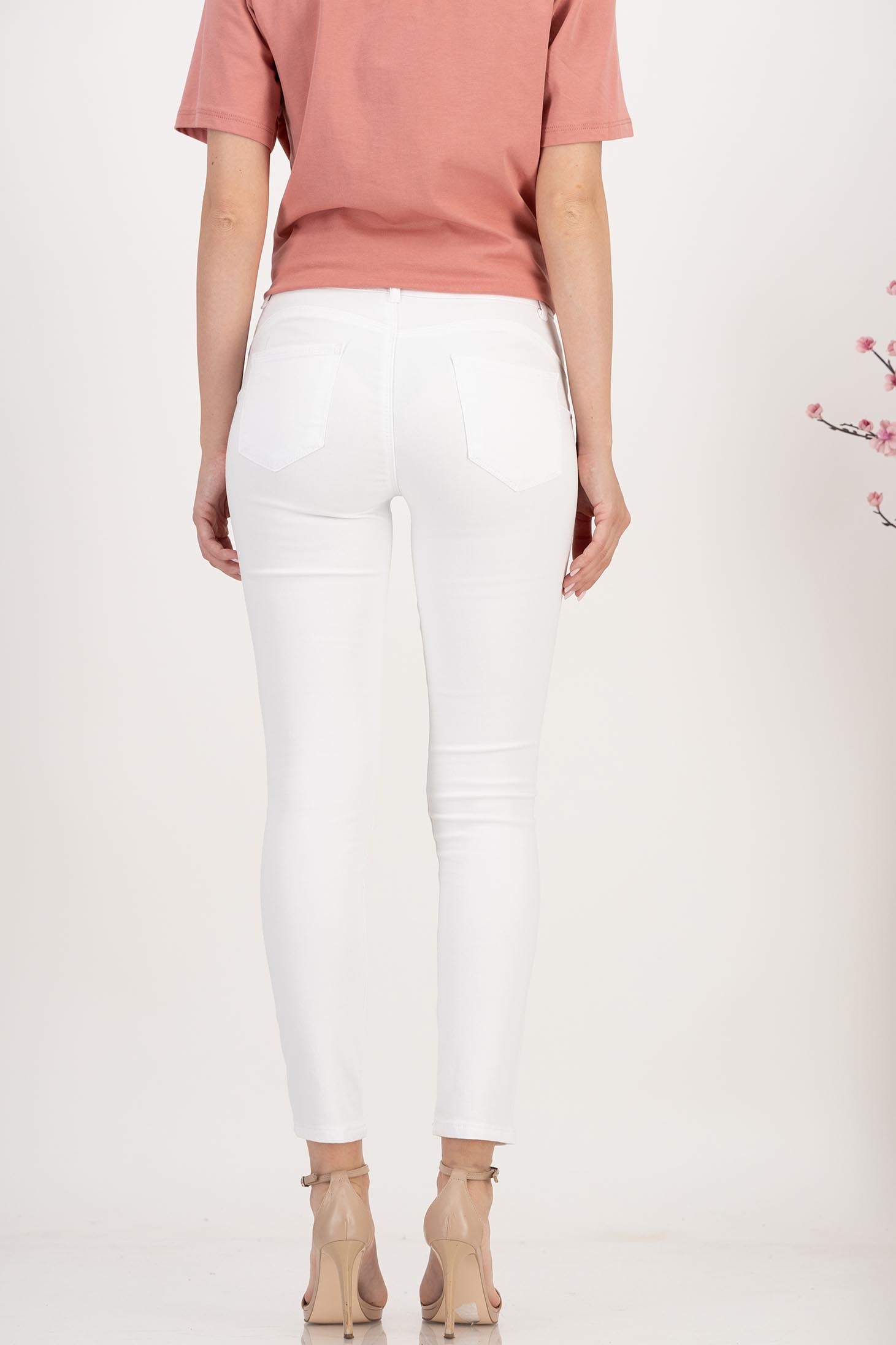 Blugi lungi skinny albi cu talie inalta si efect push-up 4 - StarShinerS.ro