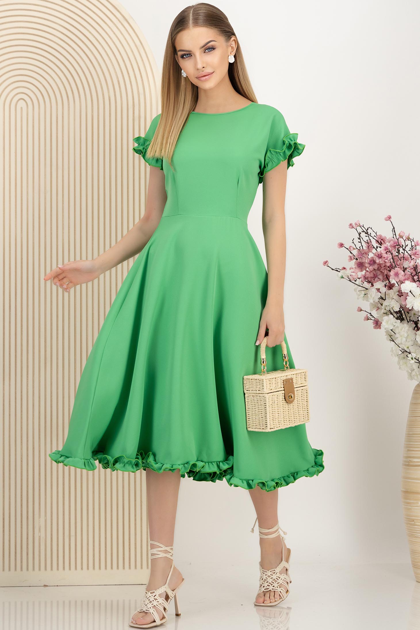 Rochie din stofa elastica verde midi in clos cu volanase - StarShinerS 2 - StarShinerS.ro