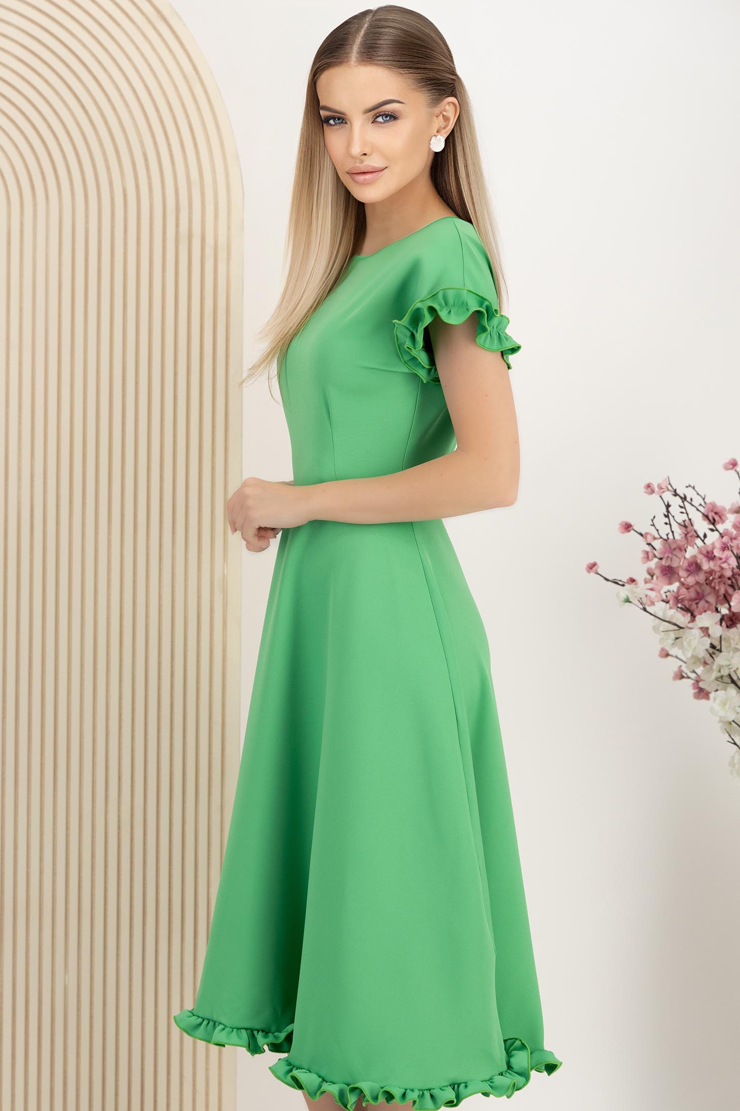 Rochie din stofa elastica verde midi in clos cu volanase - StarShinerS 3 - StarShinerS.ro