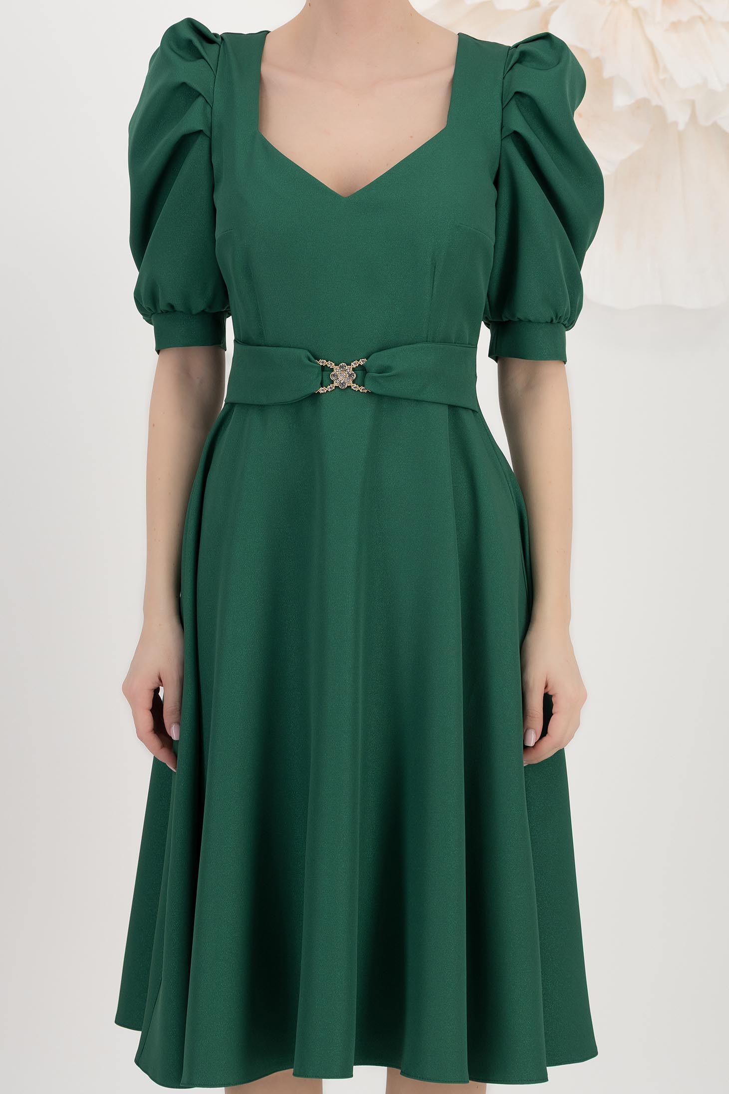 Rochie din stofa elastica cu sclipici verde midi in clos cu maneci bufante - StarShinerS 4 - StarShinerS.ro