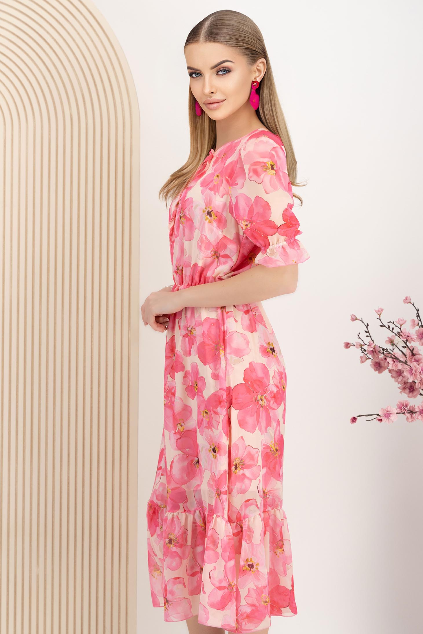 Rochie din voal roz midi in clos cu elastic in talie imprimata floral 2 - StarShinerS.ro