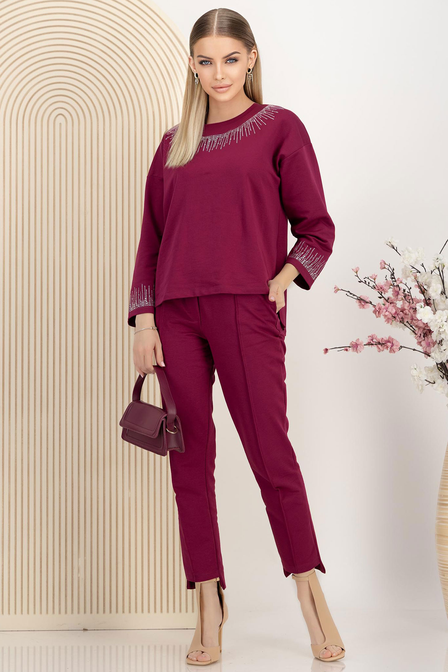 Trening din bumbac zmeura cu croi larg si elastic in talie cu aplicatii stralucitoare 6 - StarShinerS.ro
