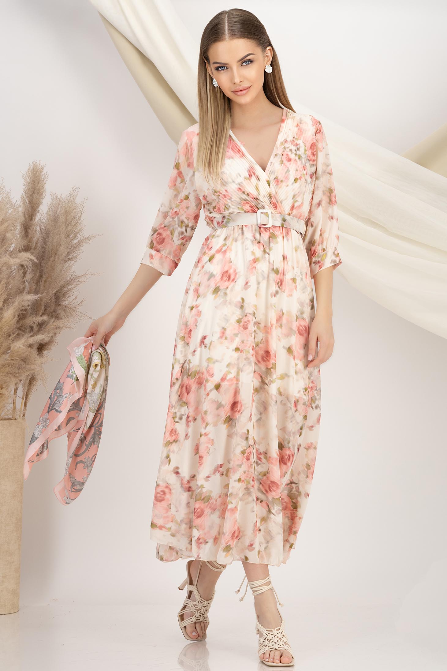 Rochie din voal roz midi in clos cu elastic in talie si accesoriu tip curea 3 - StarShinerS.ro