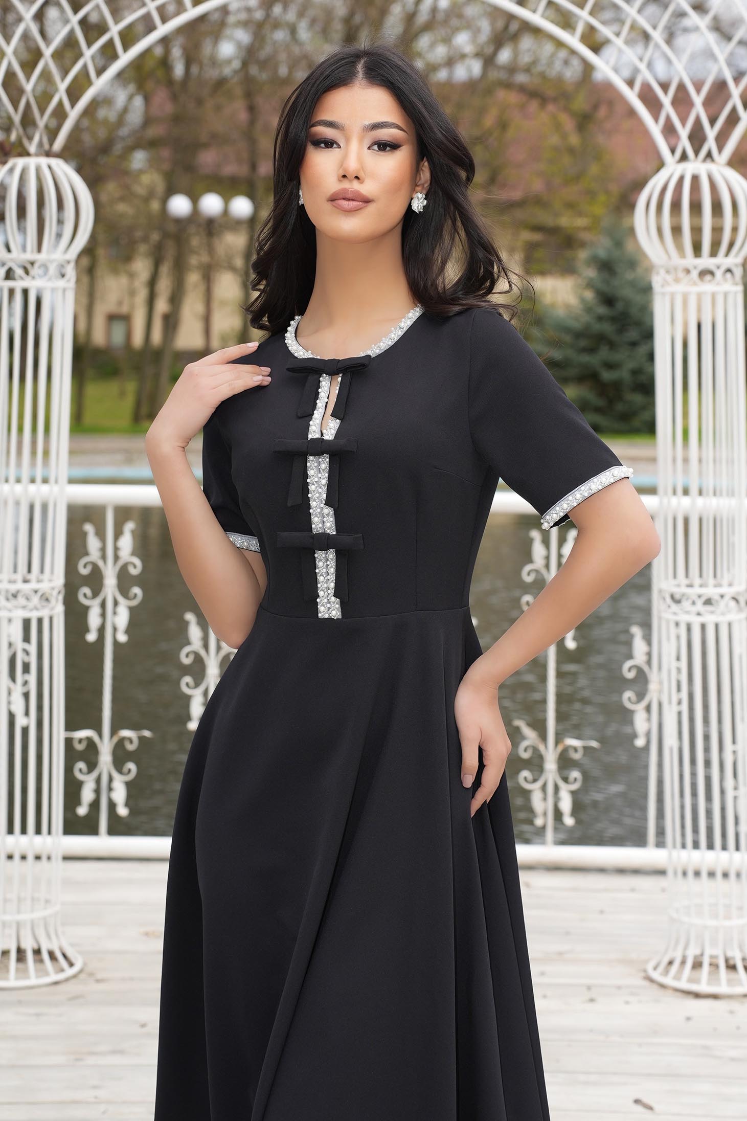 StarShinerS.ro Rochie din stofa neagra midi in clos cu fundite,perle si pietre strass- StarShinerS