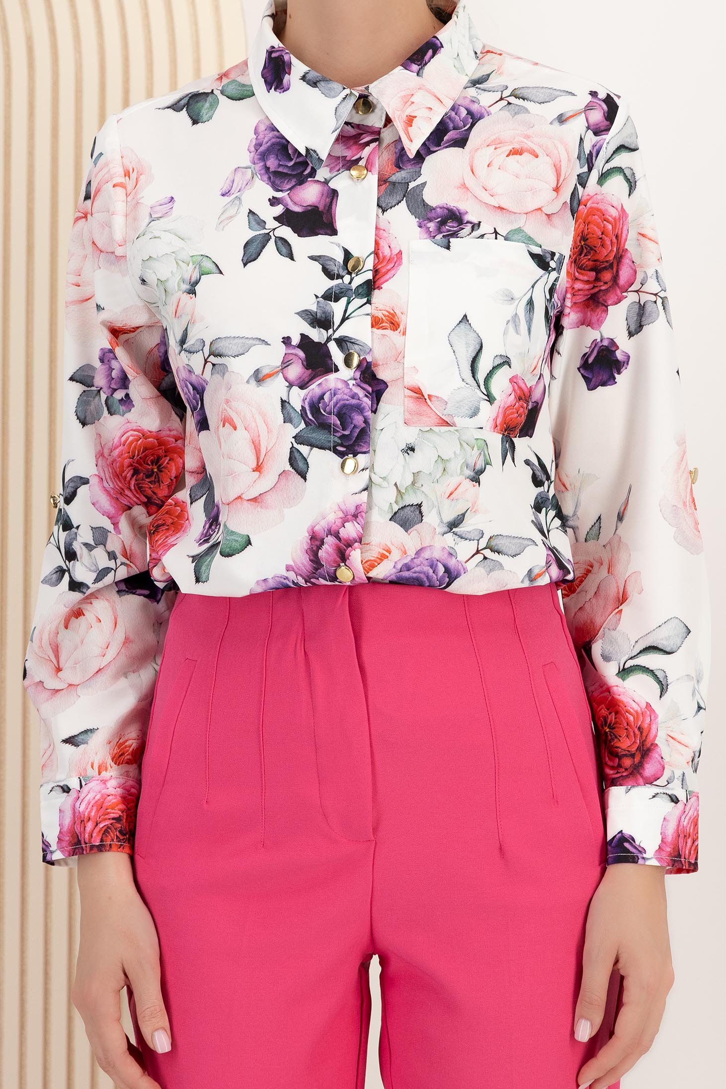 Camasa dama din material subtire matasos cu croi larg imprimata floral 4 - StarShinerS.ro
