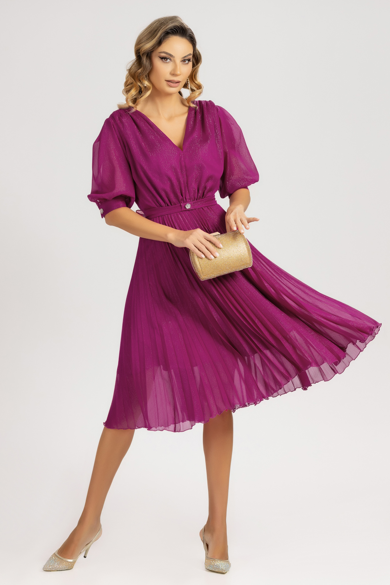 Rochie plisata din voal cu fir lurex zmeura in clos cu elastic in talie si maneci bufante 3 - StarShinerS.ro