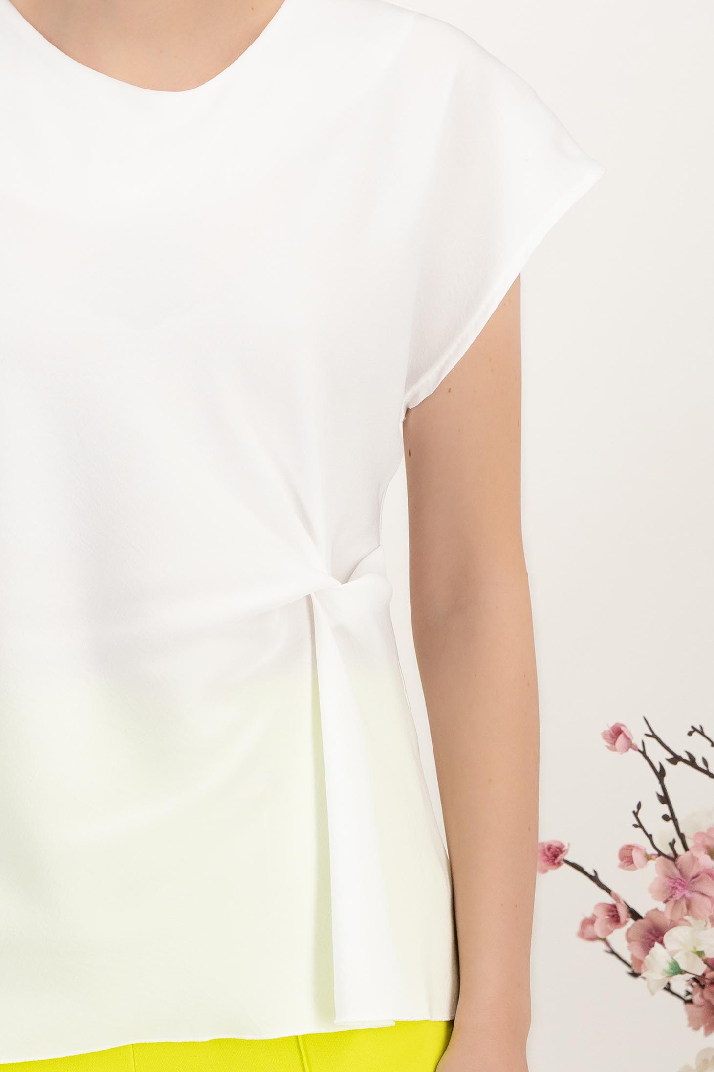 Bijelo bluza za žene tanki materijal širok 6 - StarShinerS.hr