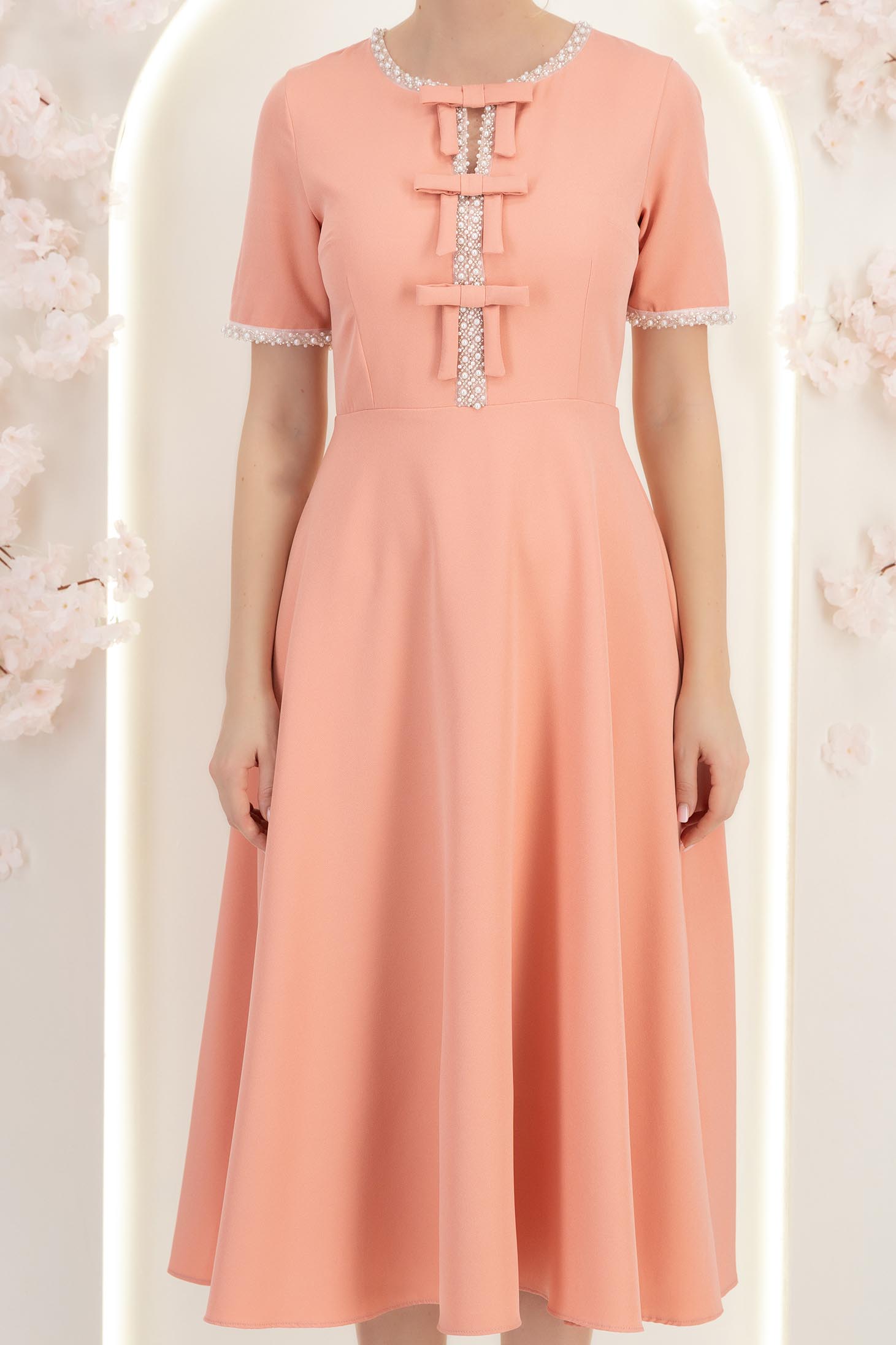 Rochie din stofa corai midi in clos cu fundite,perle si pietre strass- StarShinerS 6 - StarShinerS.ro