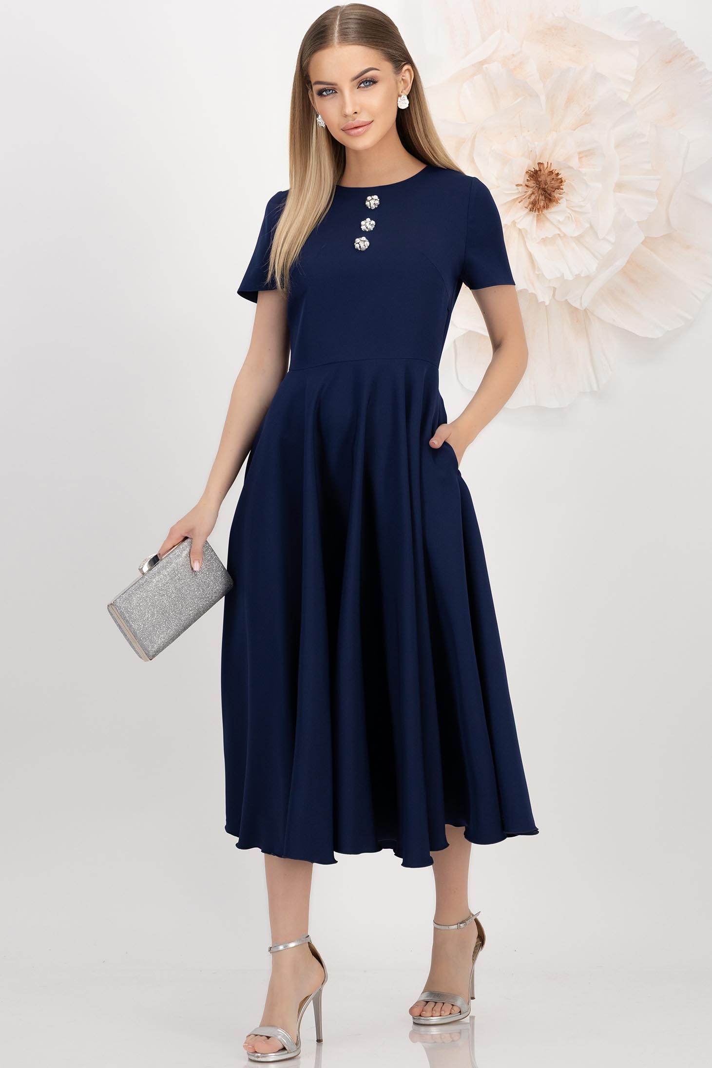 Rochie din stofa elastica bleumarin midi in clos cu nasturi decorativi si buzunare laterale - StarShinerS 3 - StarShinerS.ro