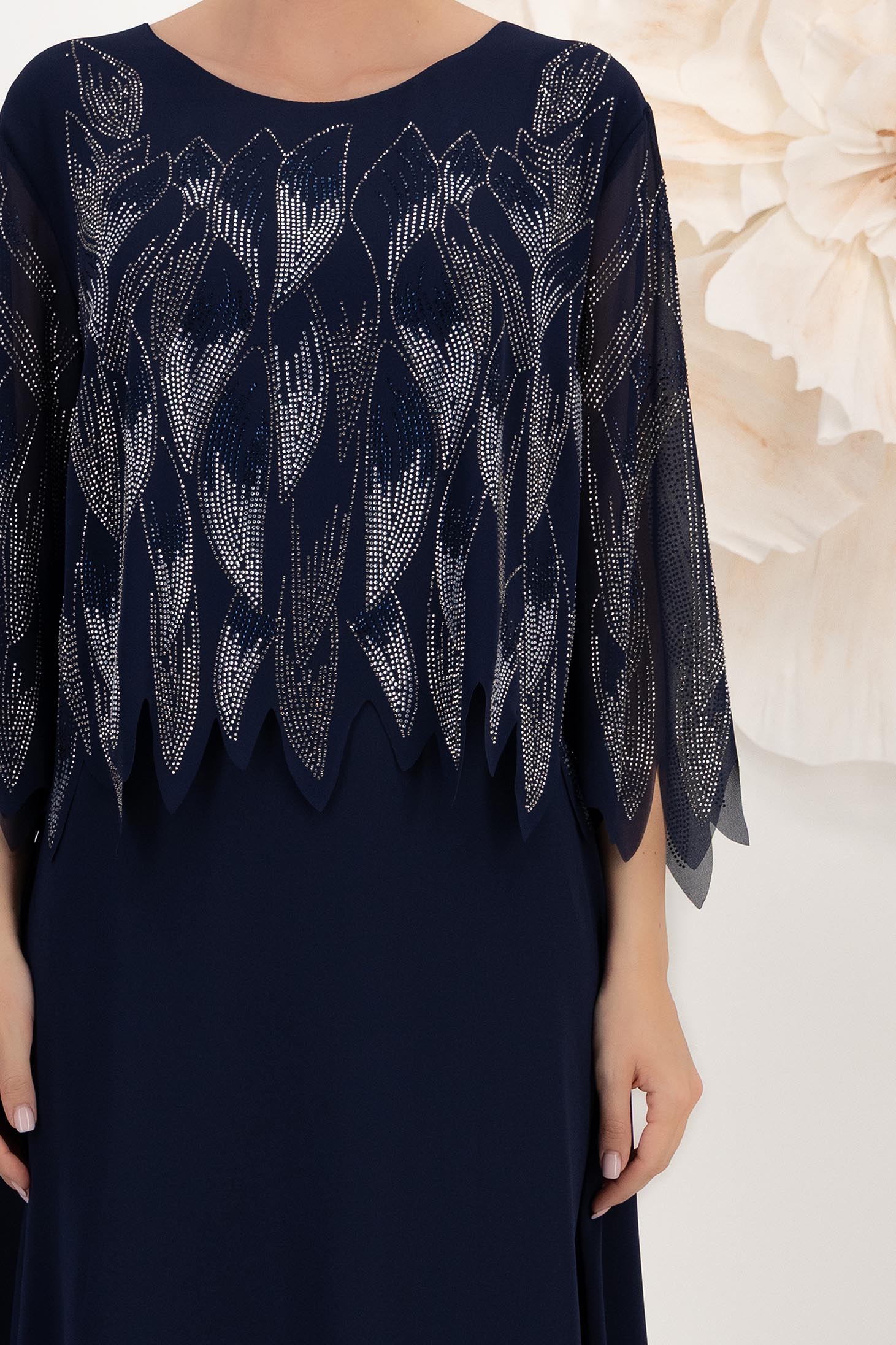 Rochie din voal bleumarin midi in clos cu capa nedetasabila cu aplicatii stralucitoare 6 - StarShinerS.ro