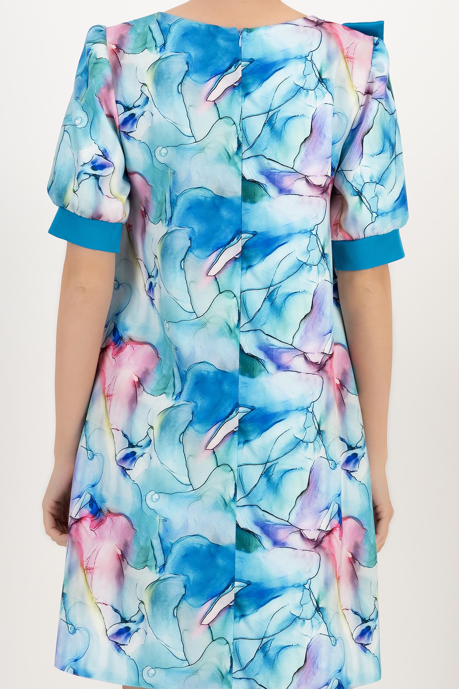 Rochie din stofa elastica scurta cu croi larg si volanas contrastant - StarShinerS 5 - StarShinerS.ro