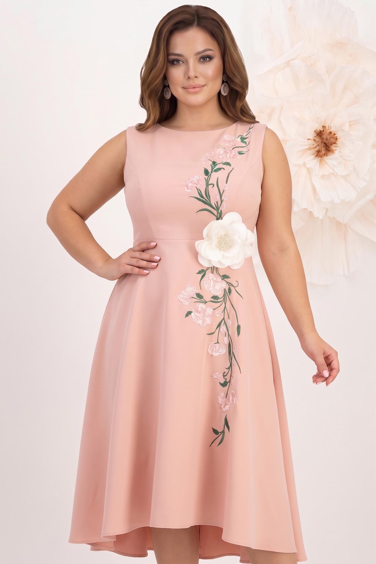 Rochie din stofa elastica roz pudra midi in clos cu detalii brodate si brosa maxi florala - StarShinerS 1 - StarShinerS.ro