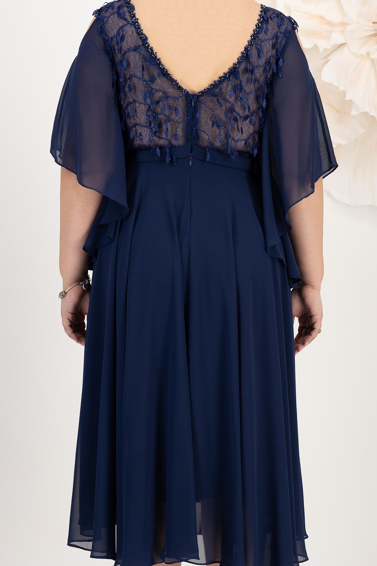 Rochie din voal si dantela bleumarin midi in clos cu maneci din voal tip fluture 5 - StarShinerS.ro