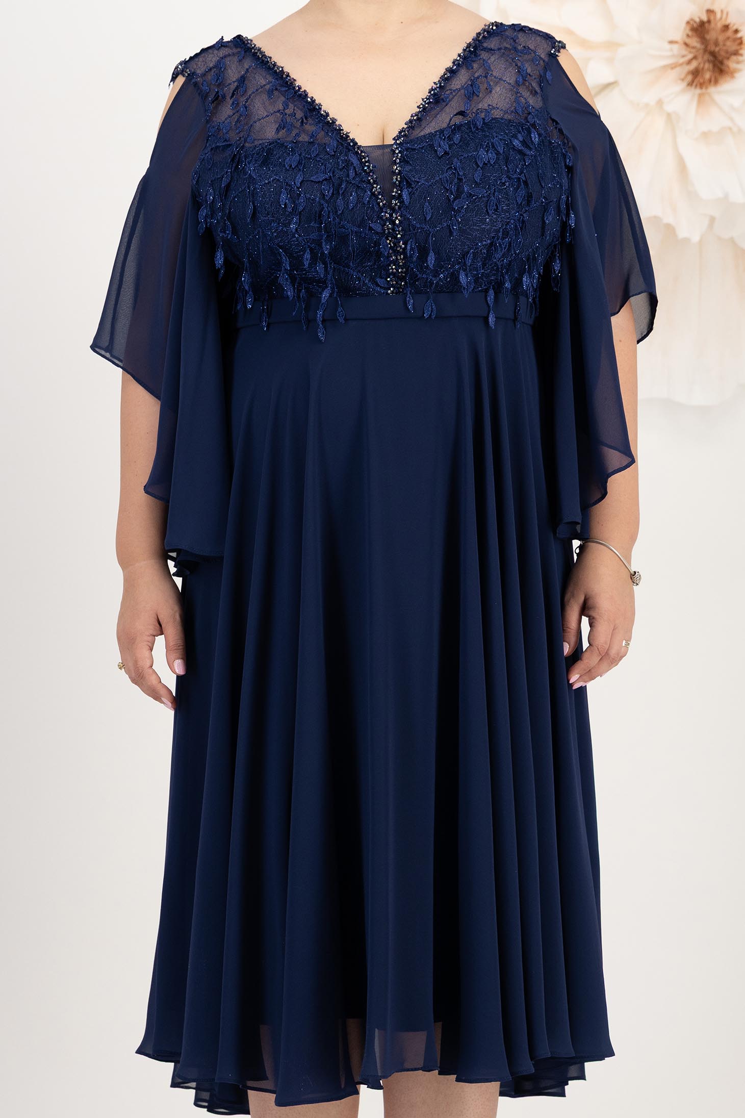 Rochie din voal si dantela bleumarin midi in clos cu maneci din voal tip fluture 4 - StarShinerS.ro