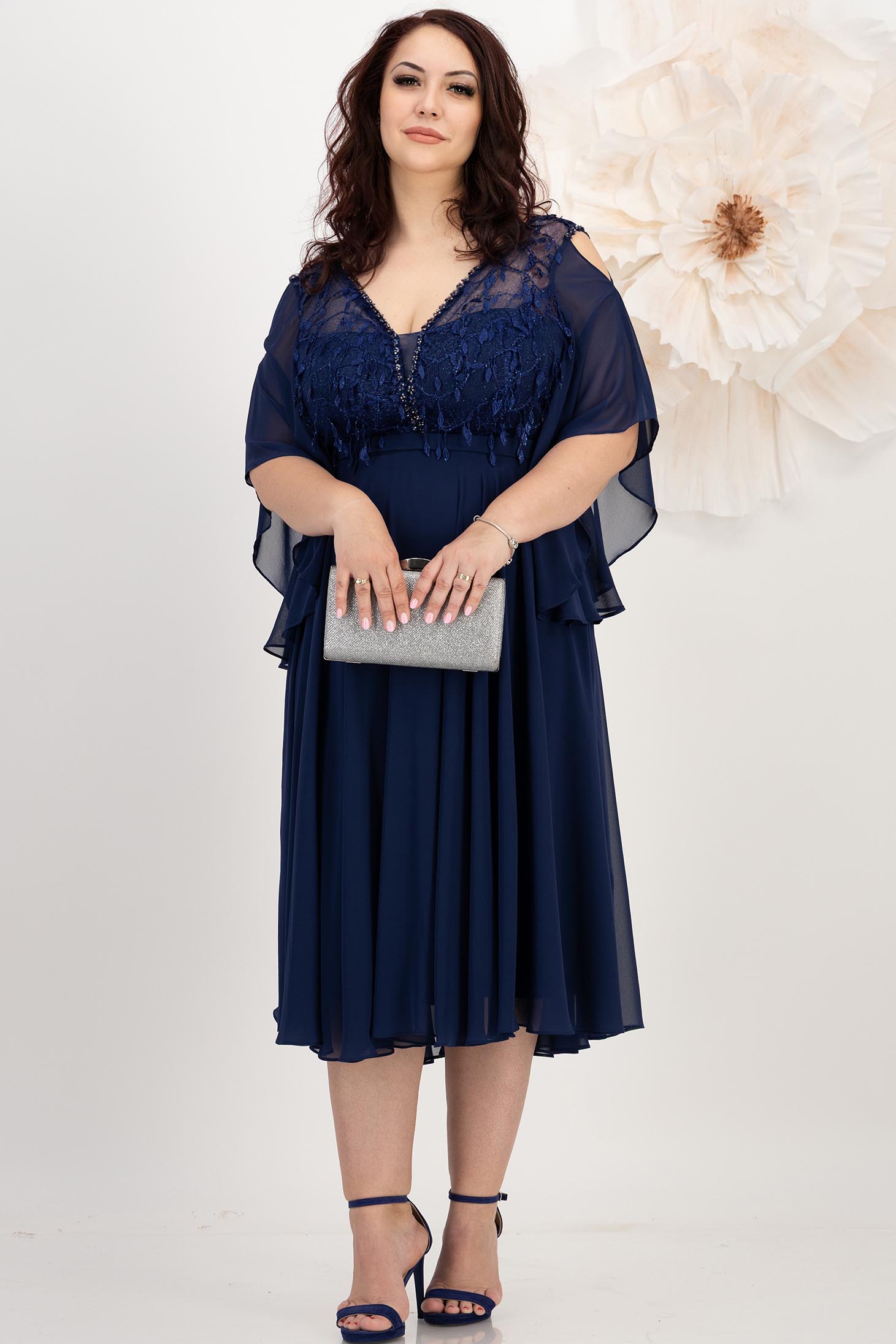 Rochie din voal si dantela bleumarin midi in clos cu maneci din voal tip fluture 3 - StarShinerS.ro