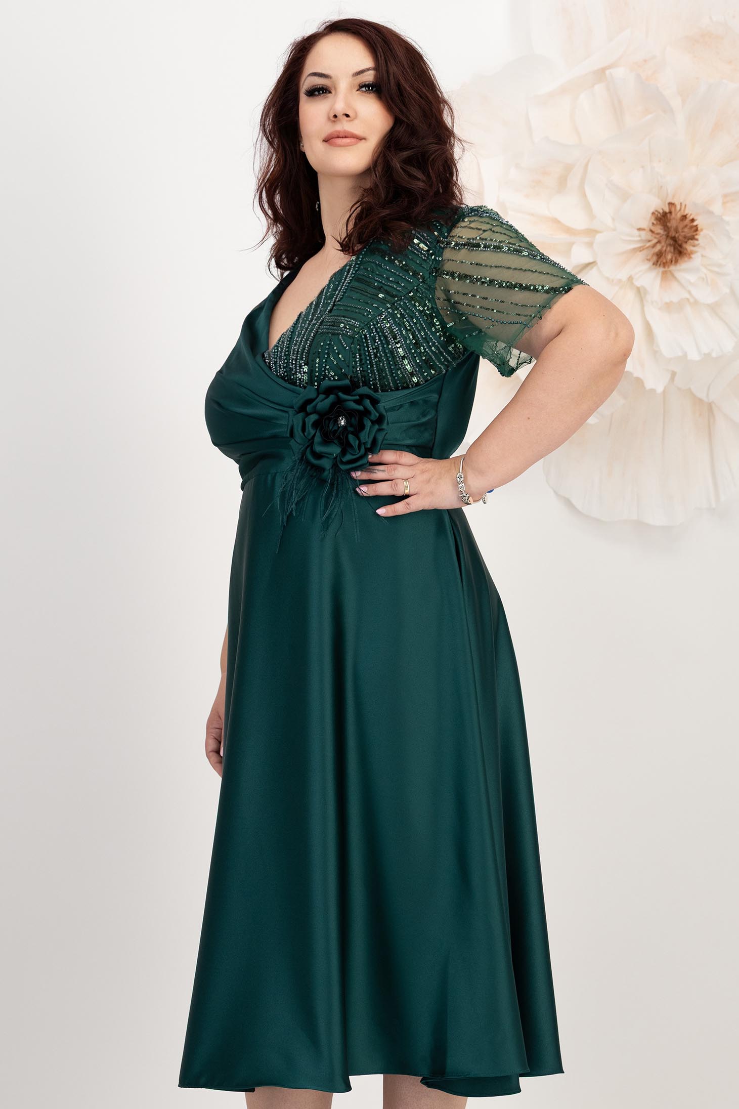 Tamno zelena haljina taft midi cloche 2 - StarShinerS.hr