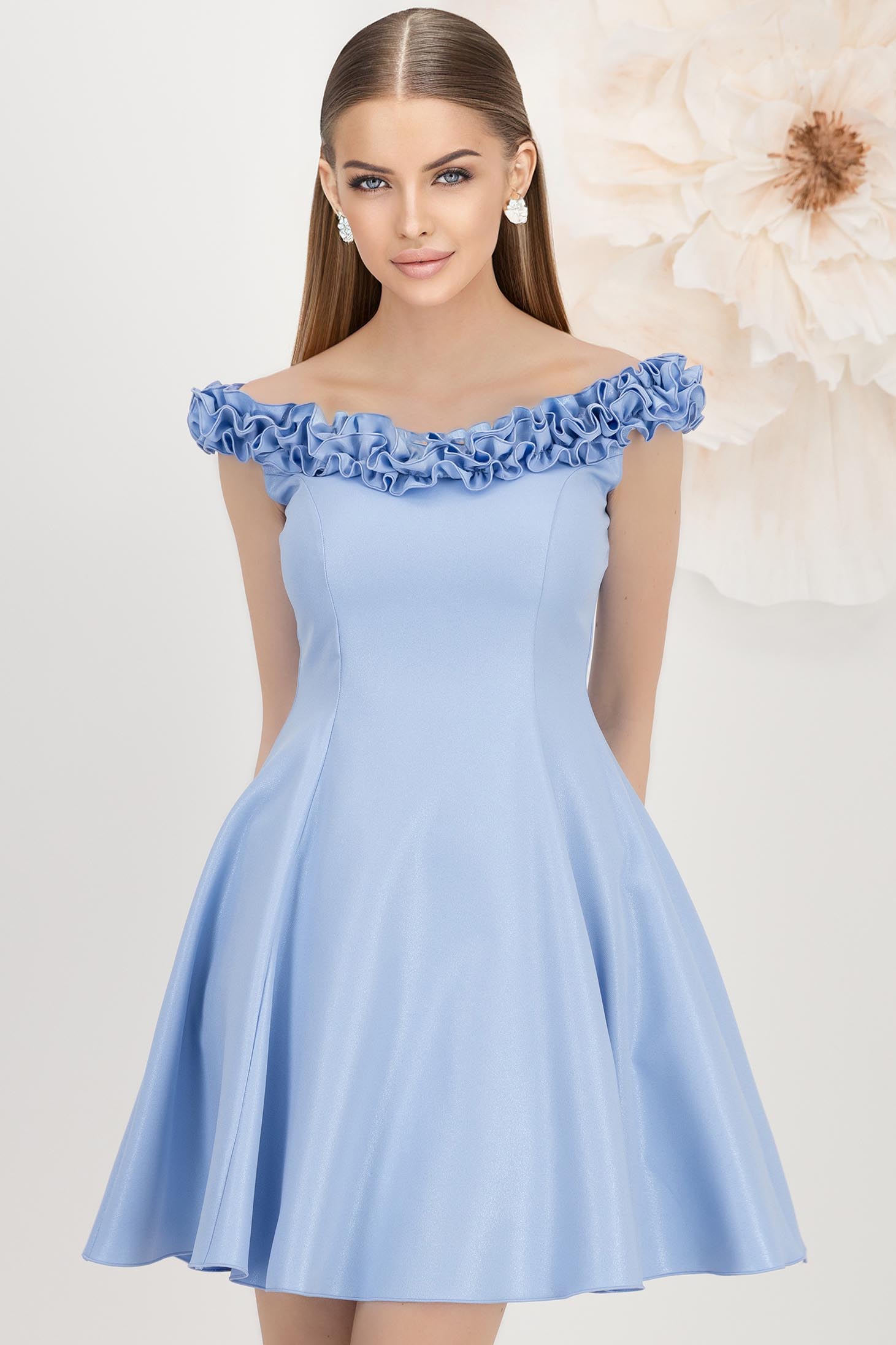 Rochie albastru-deschis cu sclipici scurta in clos cu volanase- StarShinerS